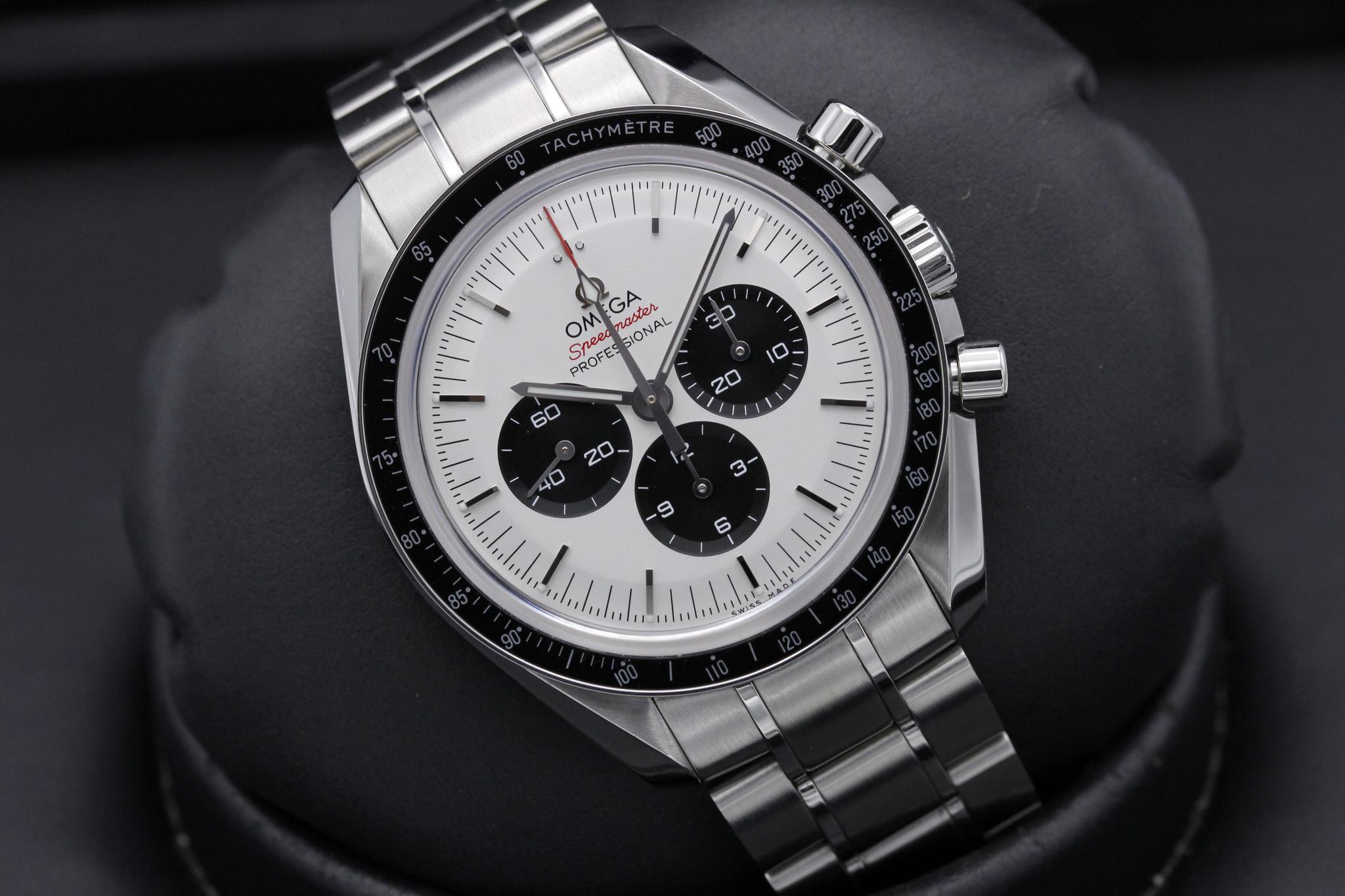 Watch Image 9