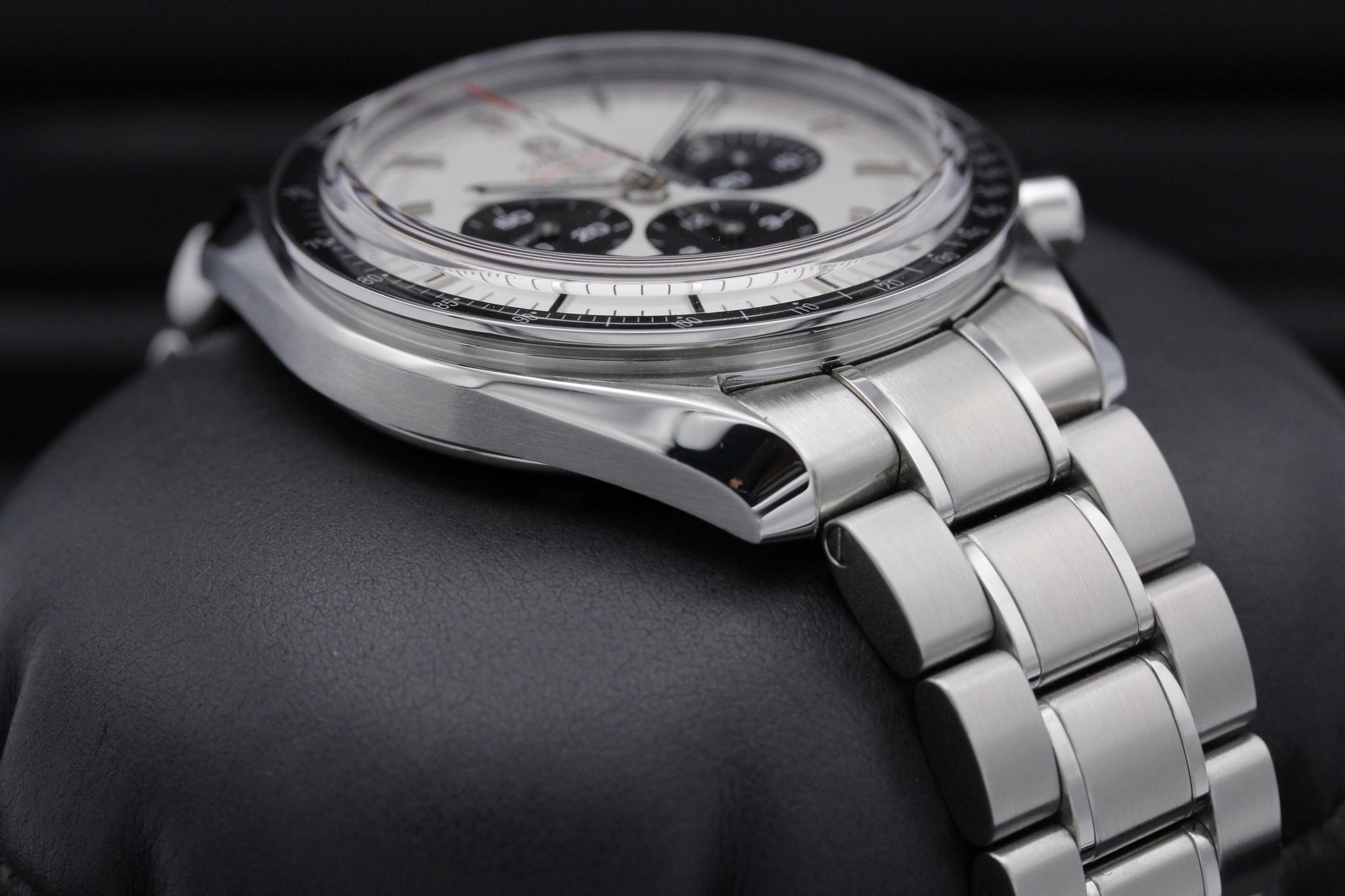 Watch Image 6