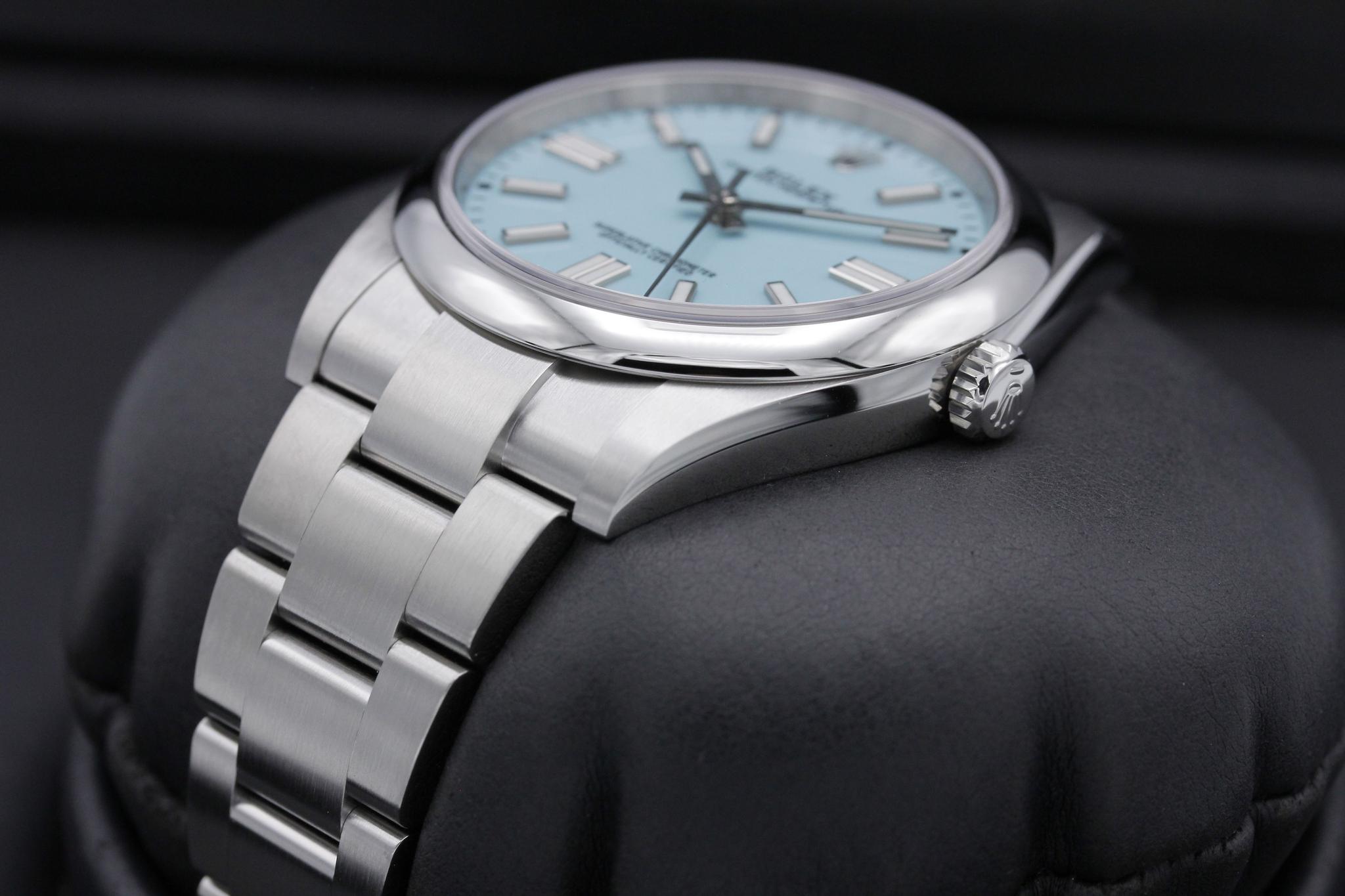 Watch Image 2