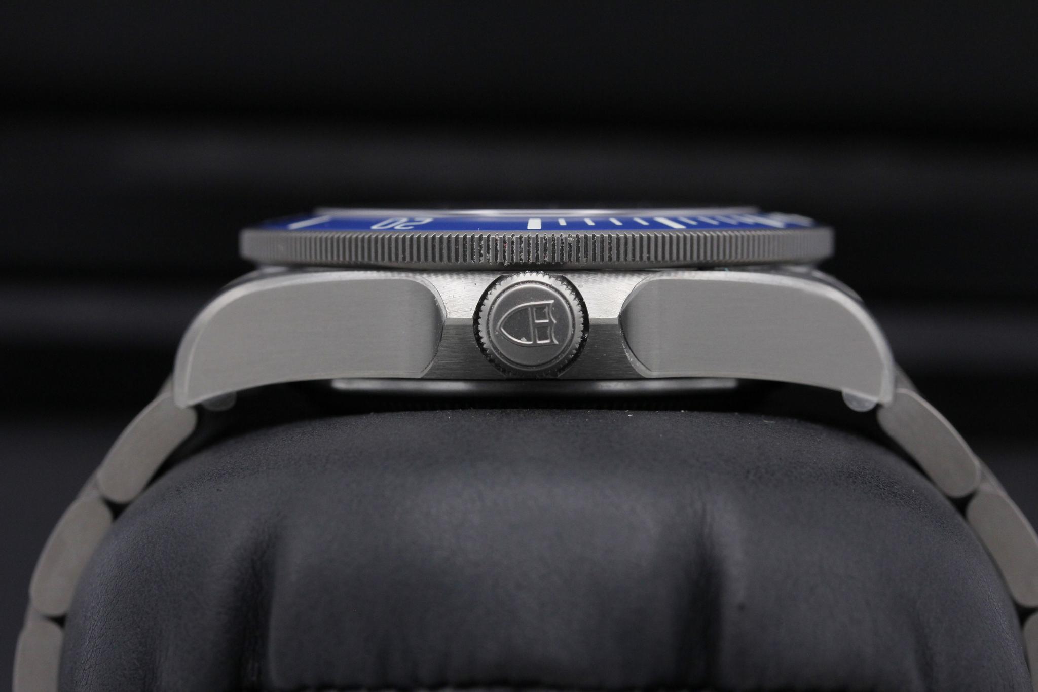 Watch Image 3