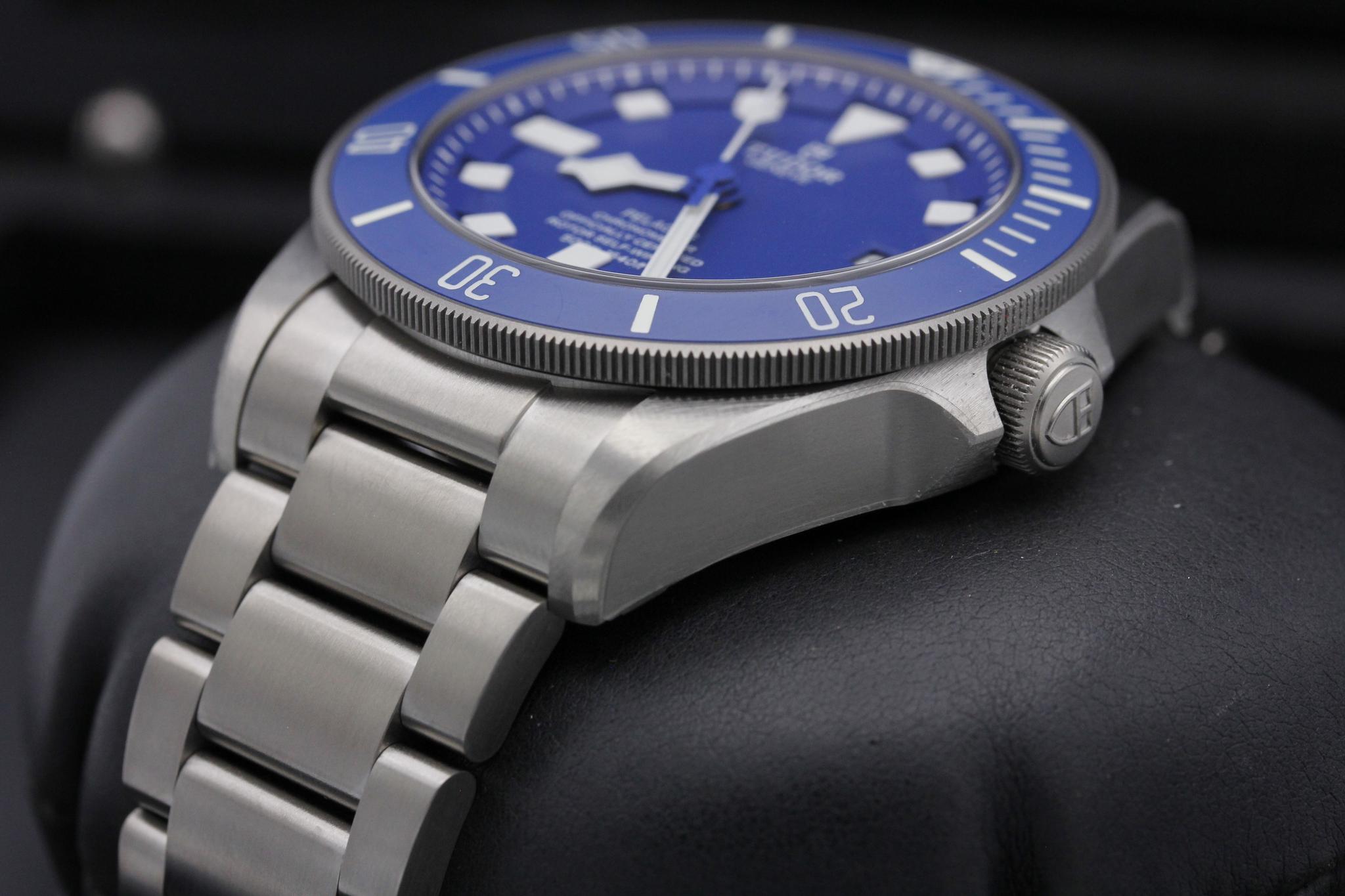 Watch Image 2