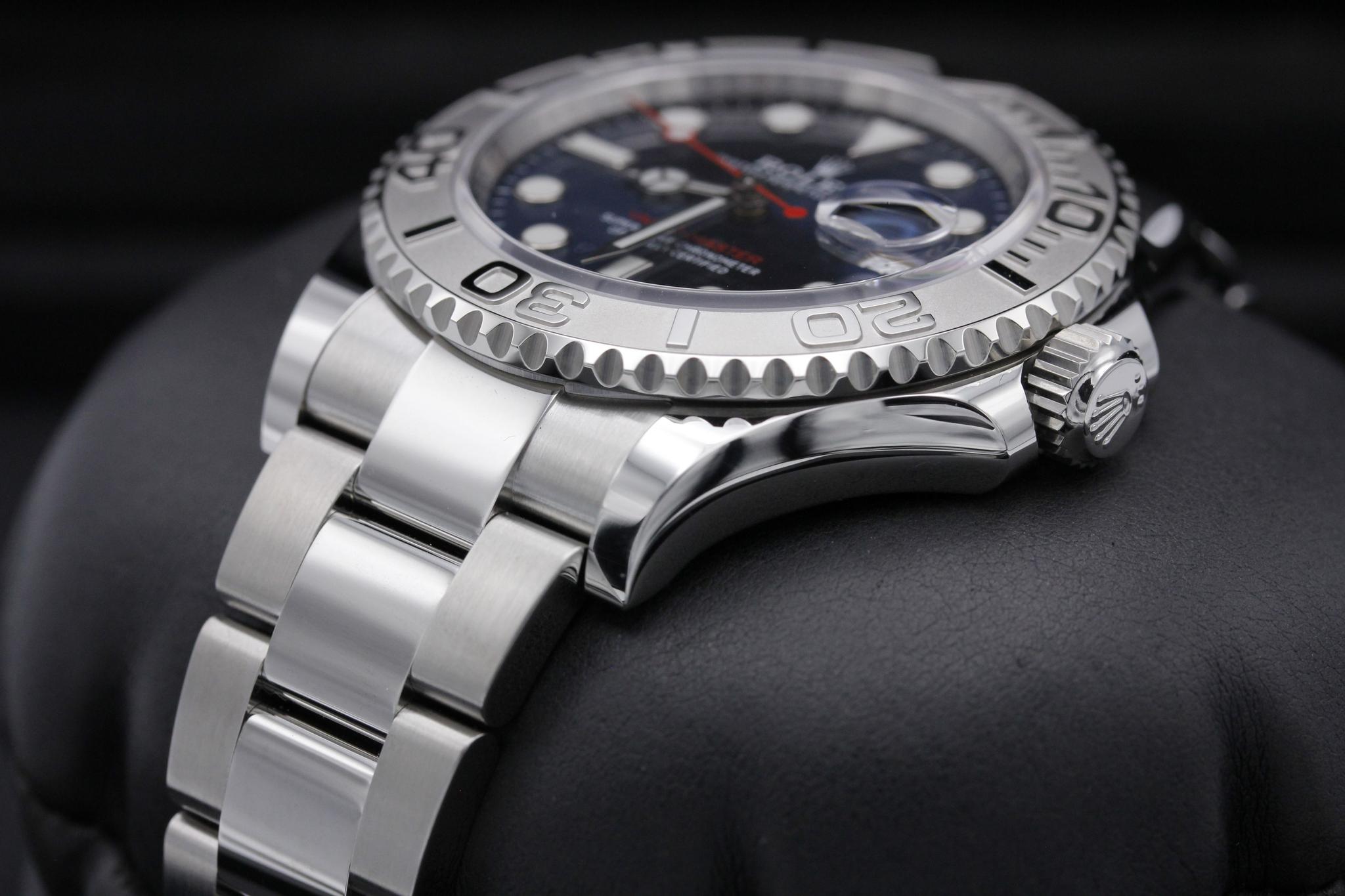 Watch Image 2