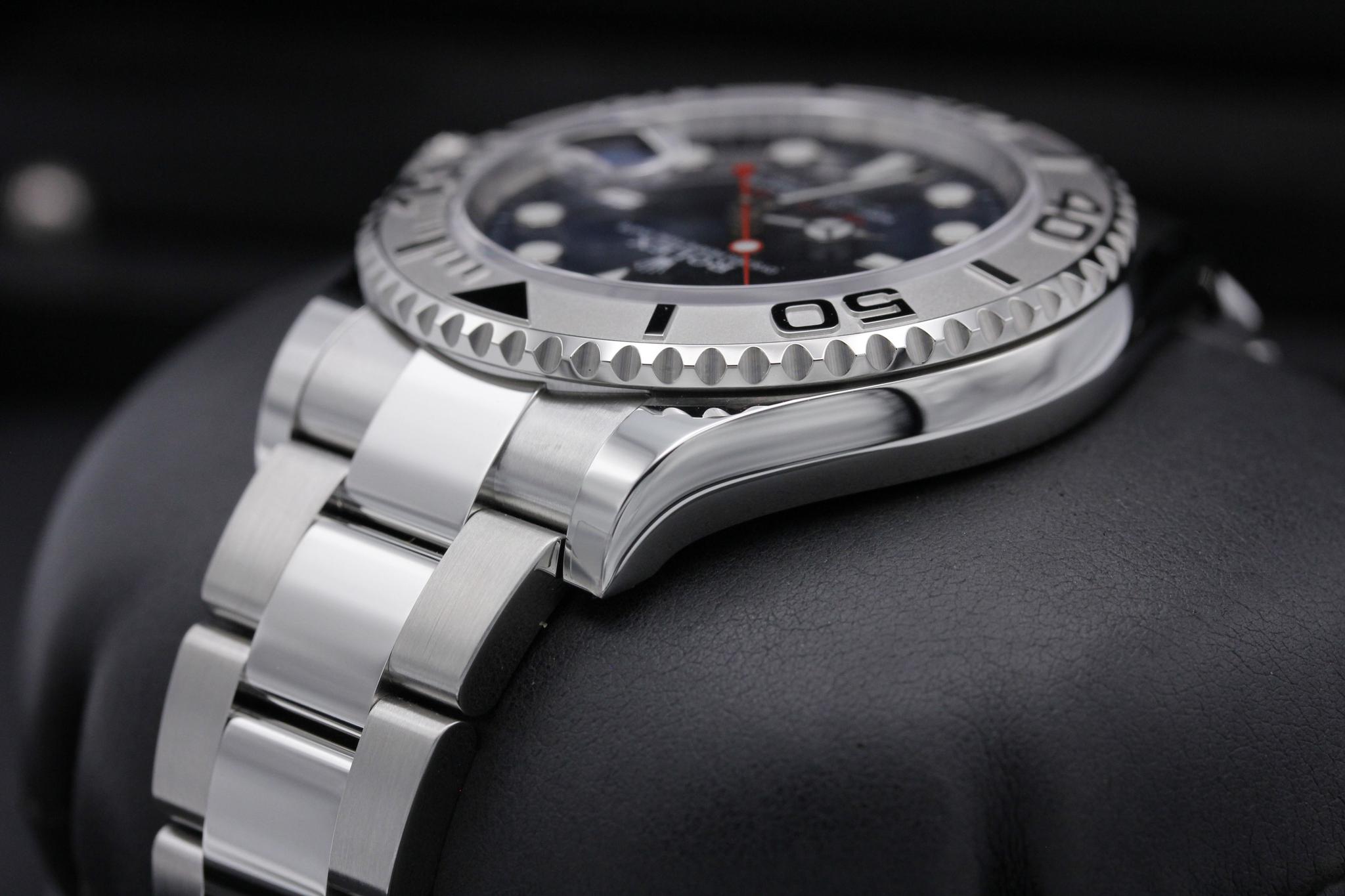 Watch Image 5