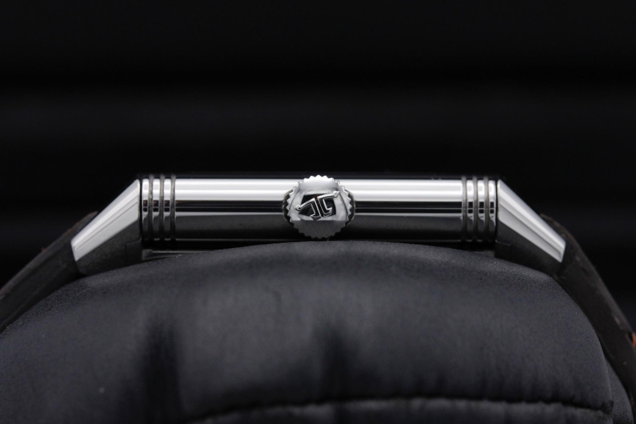 Watch Image 3