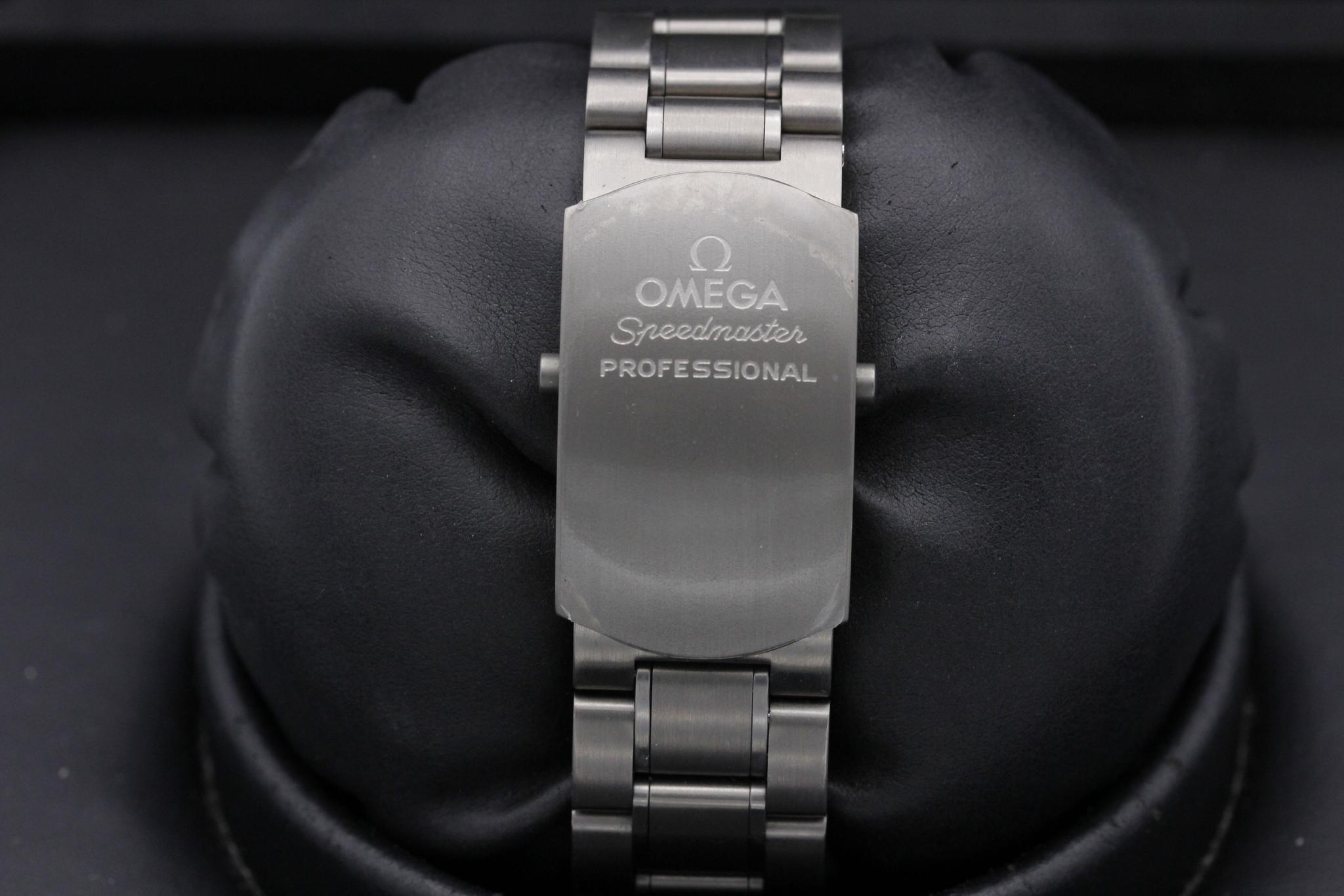 Watch Image 8