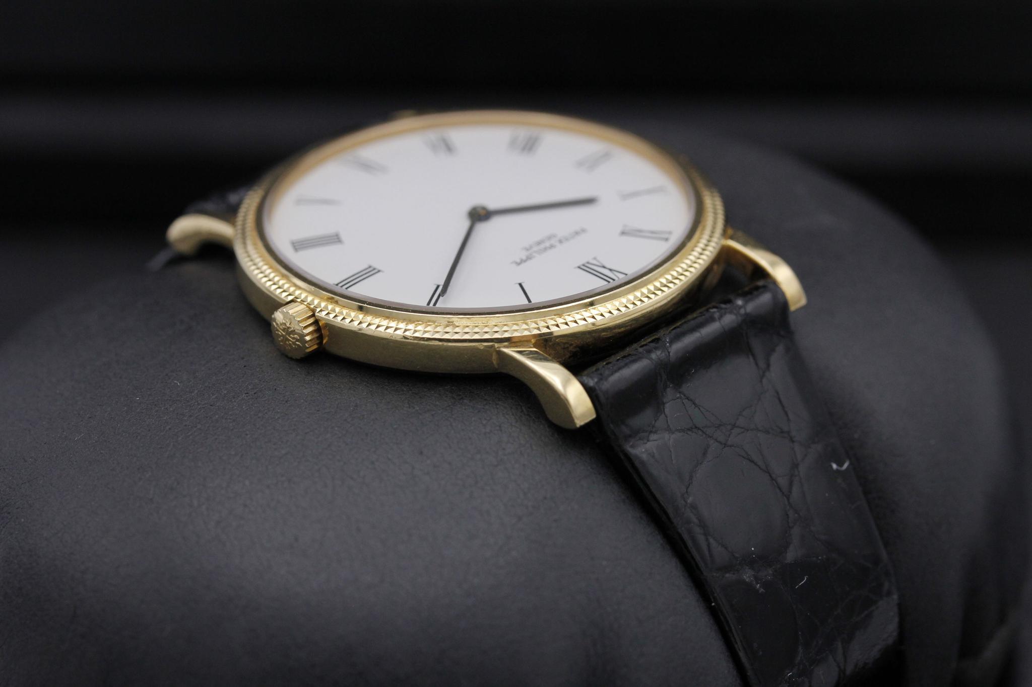 Watch Image 5