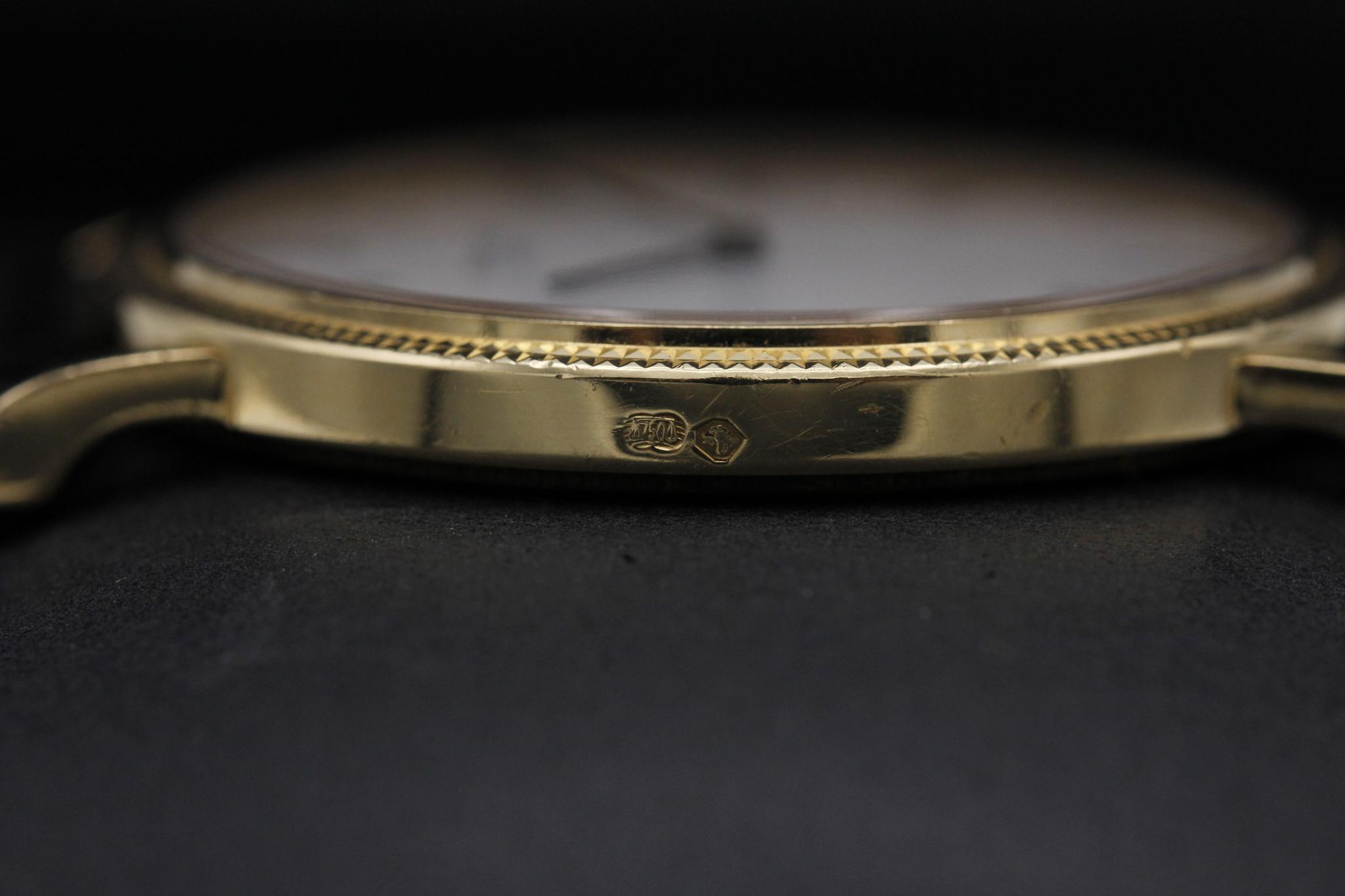 Watch Image 8
