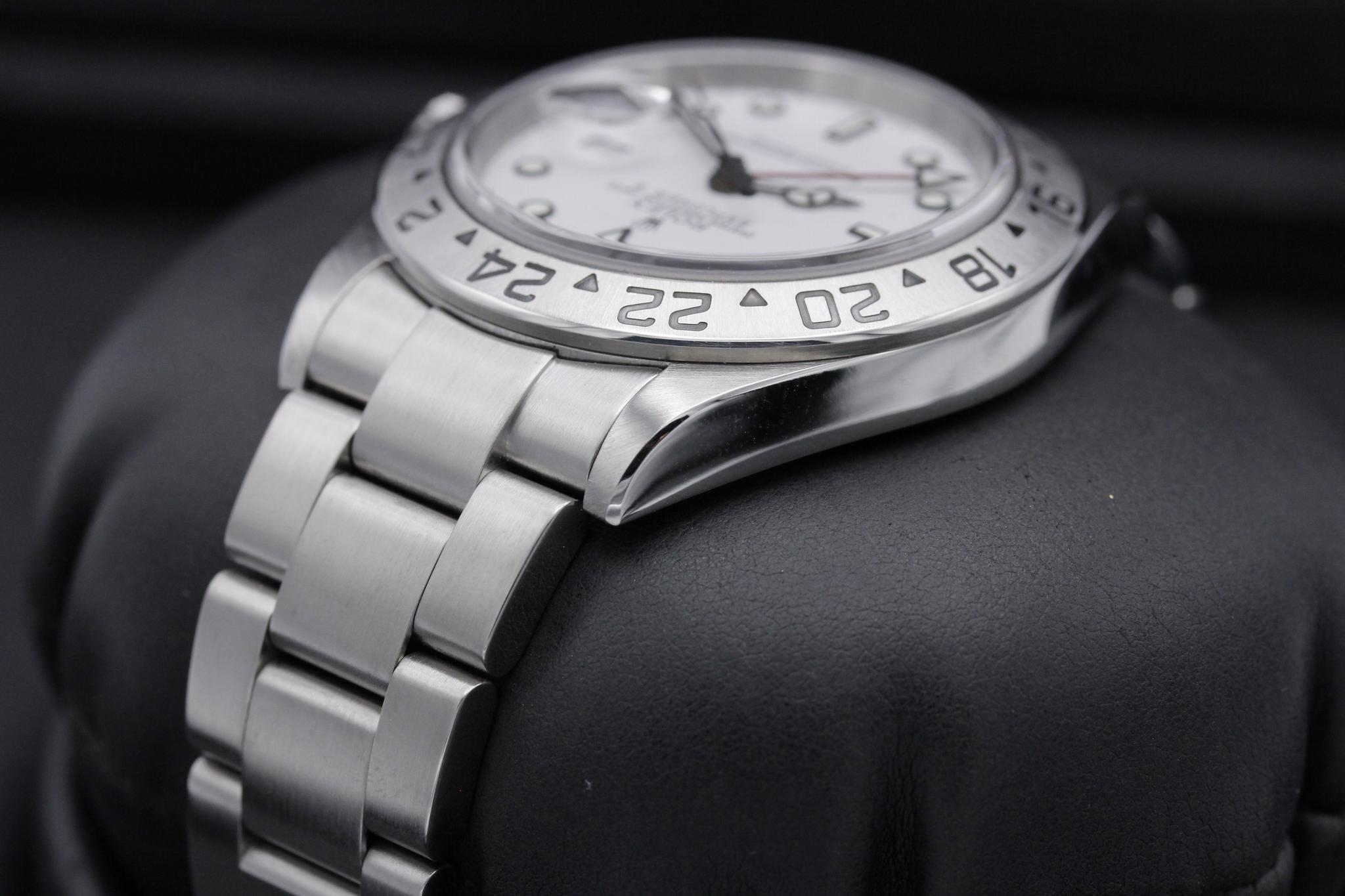 Watch Image 5