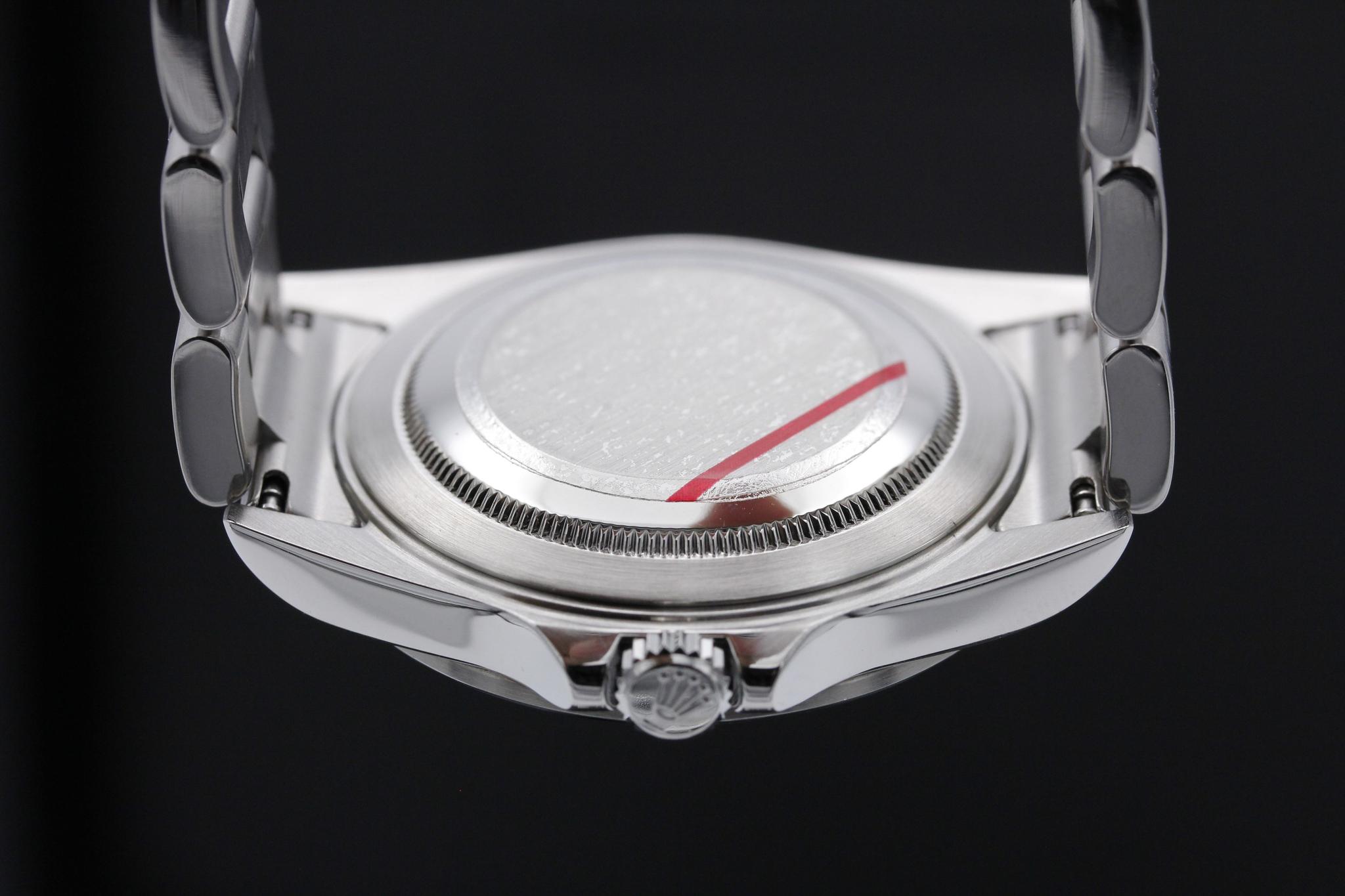Watch Image 7