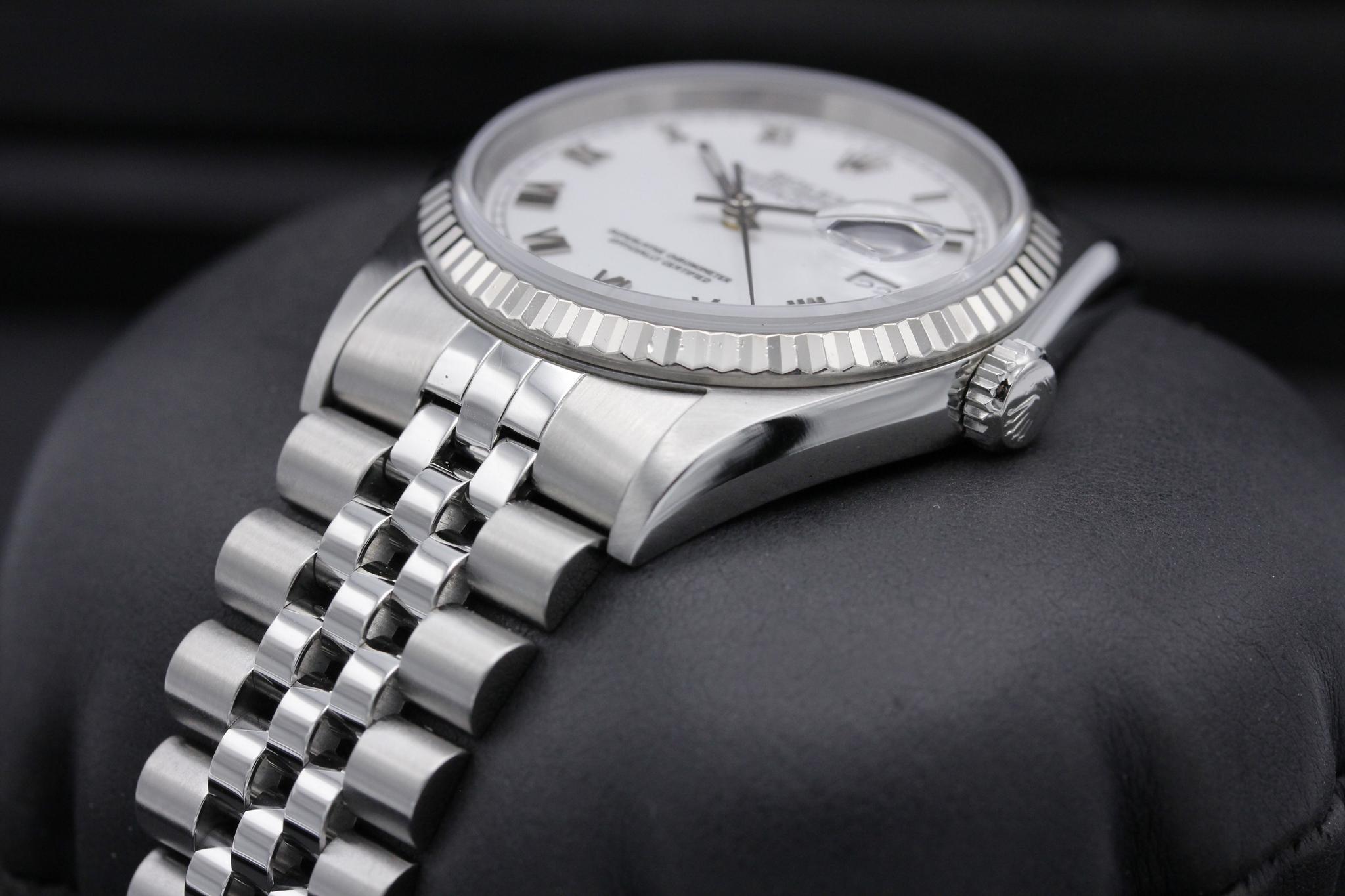 Watch Image 2