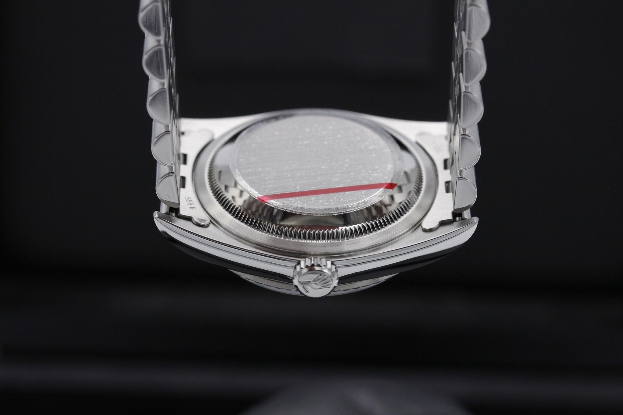 Watch Image 7