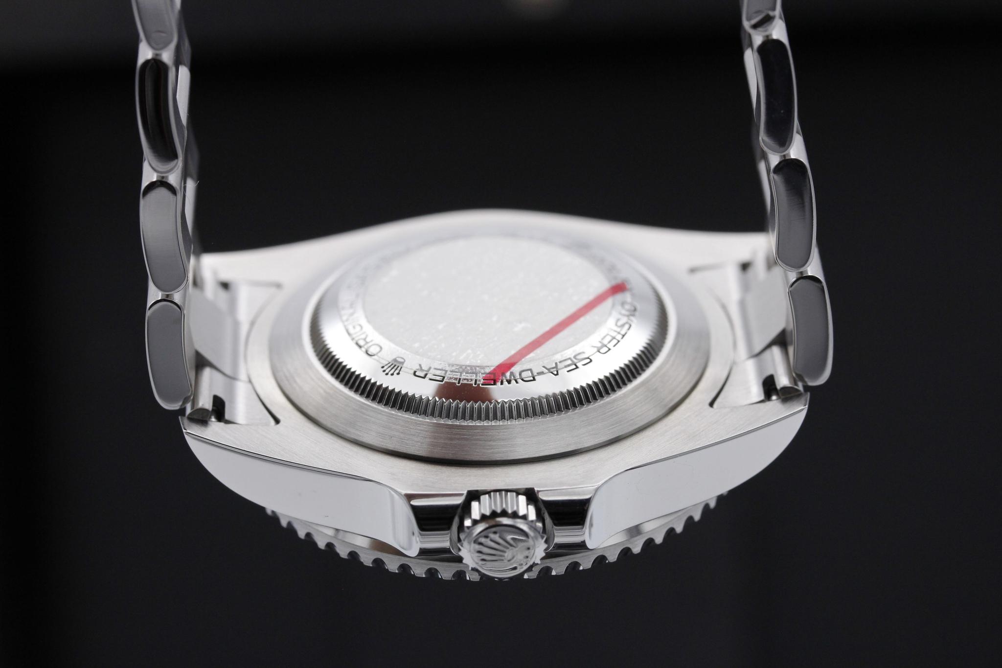 Watch Image 7