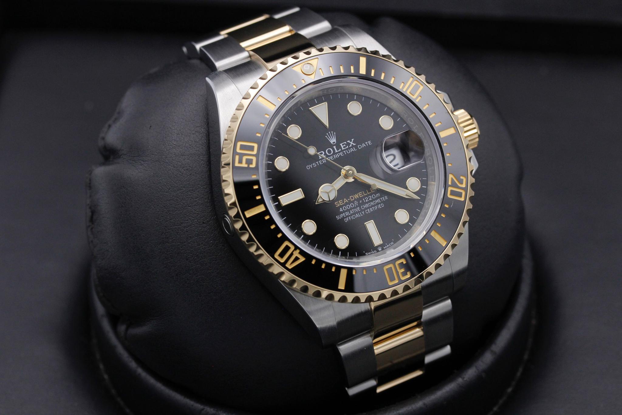 Watch Image 10