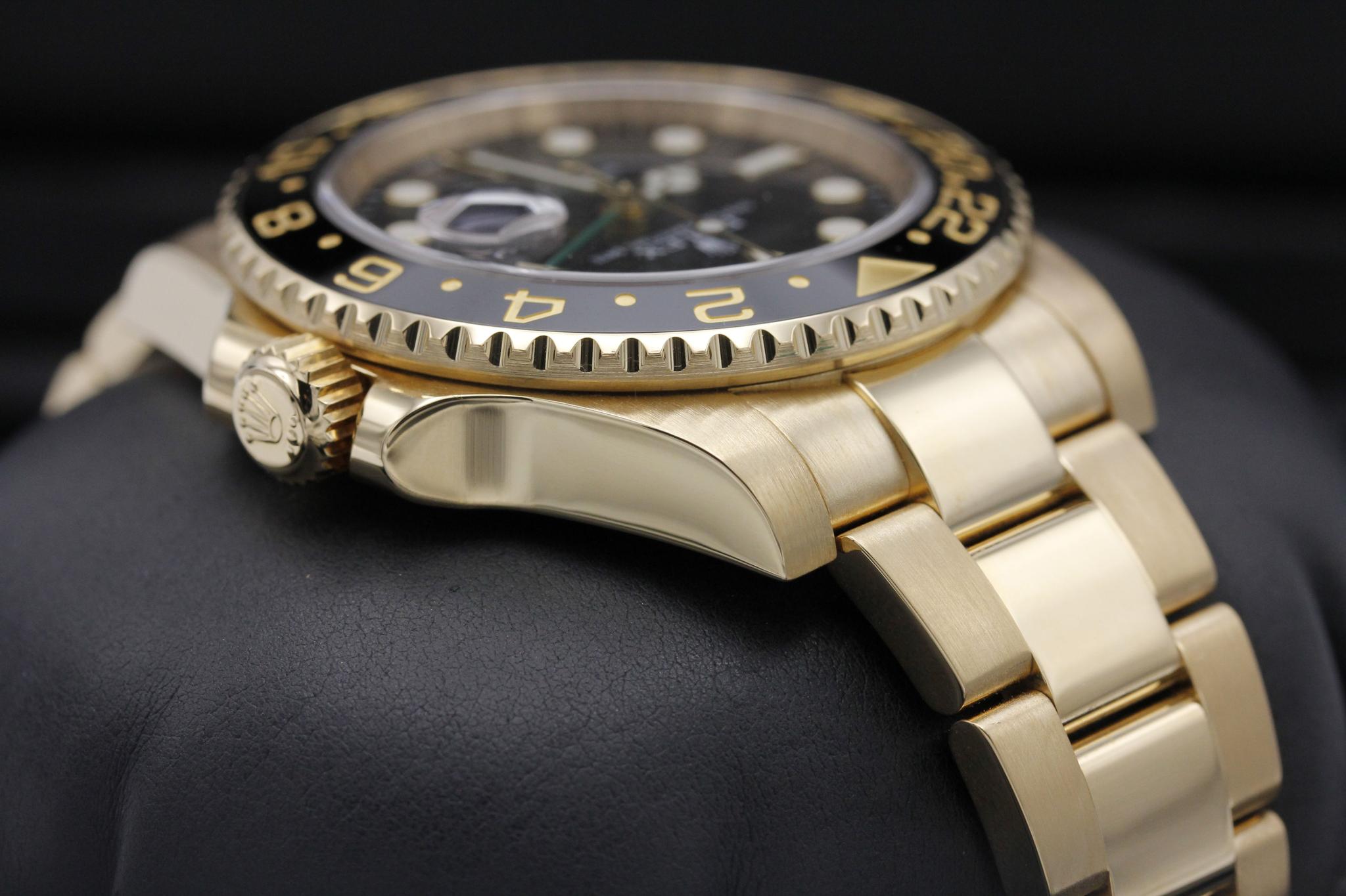 Watch Image 4