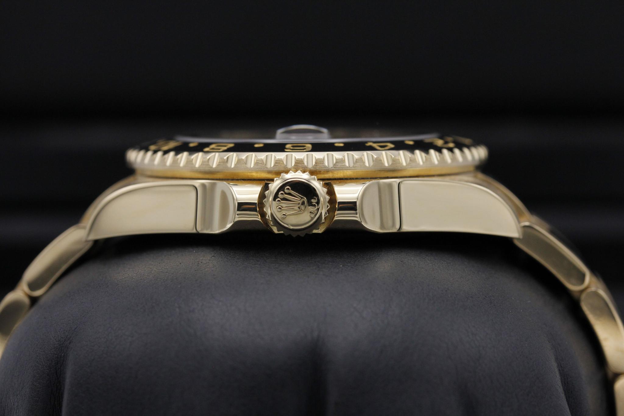 Watch Image 3