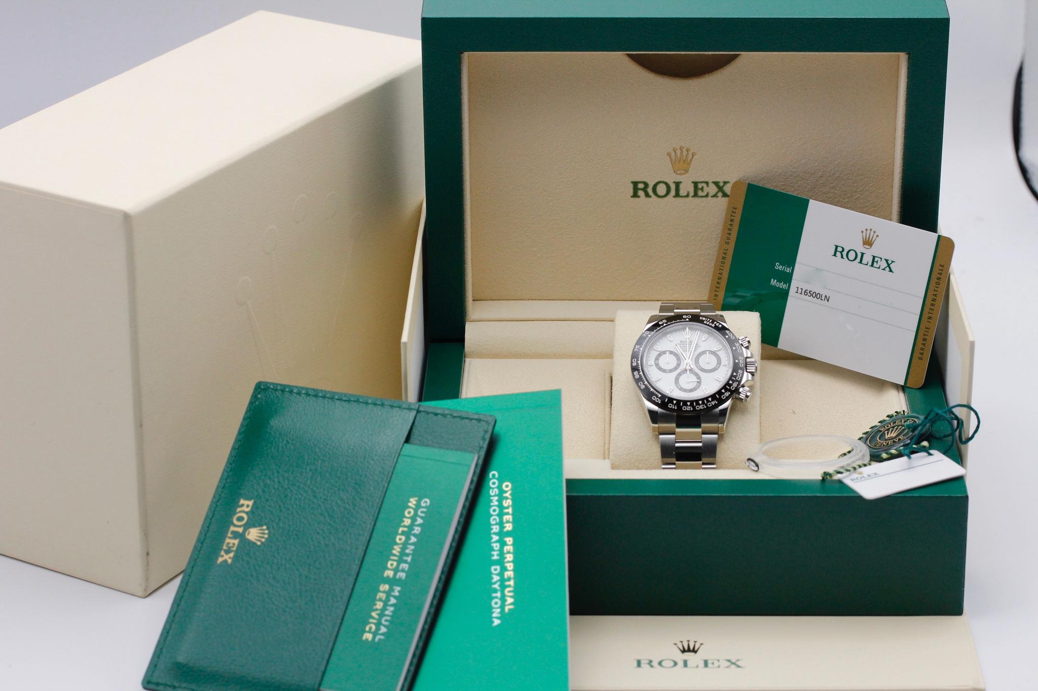 Watch Image 11
