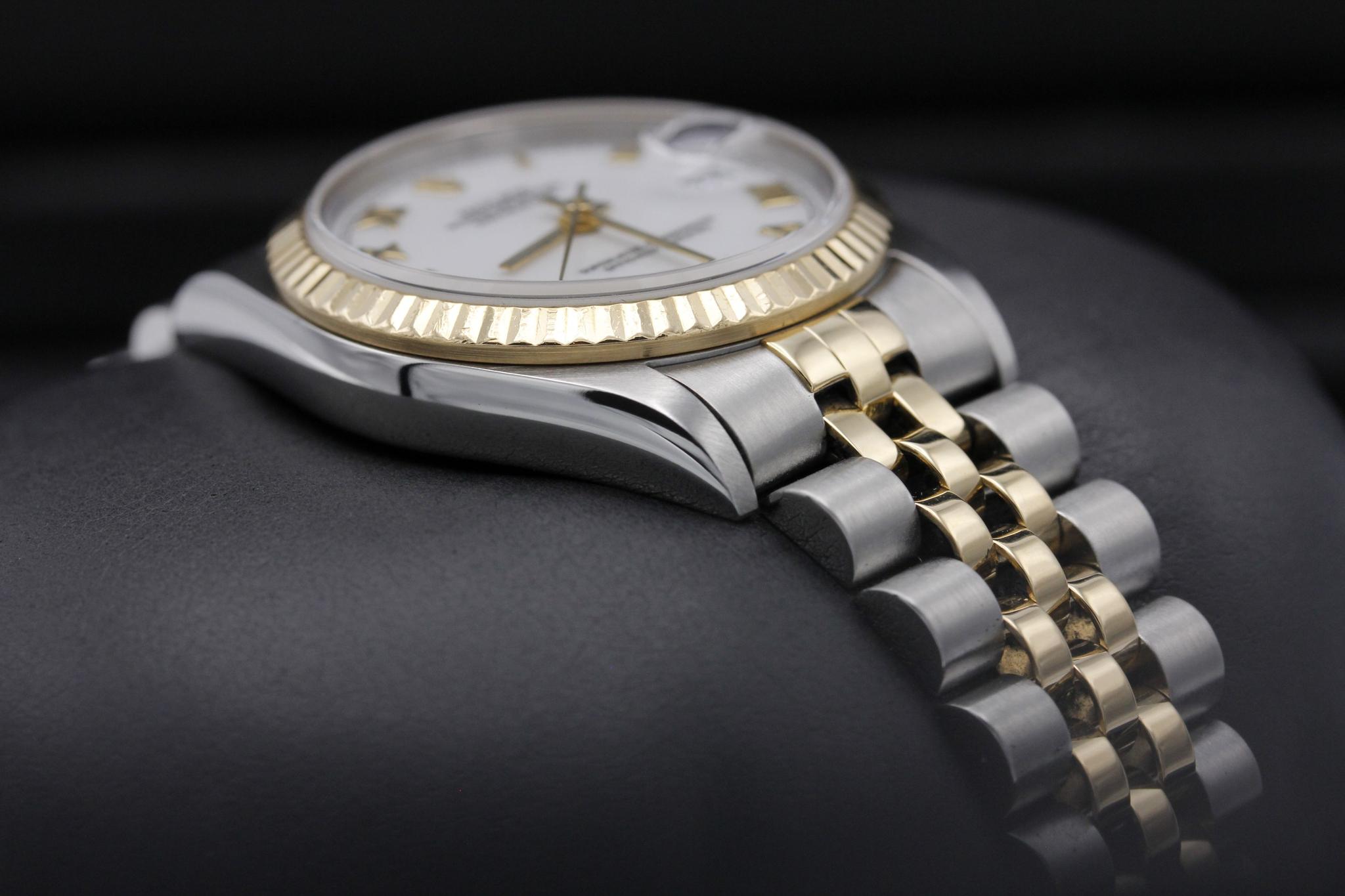 Watch Image 6
