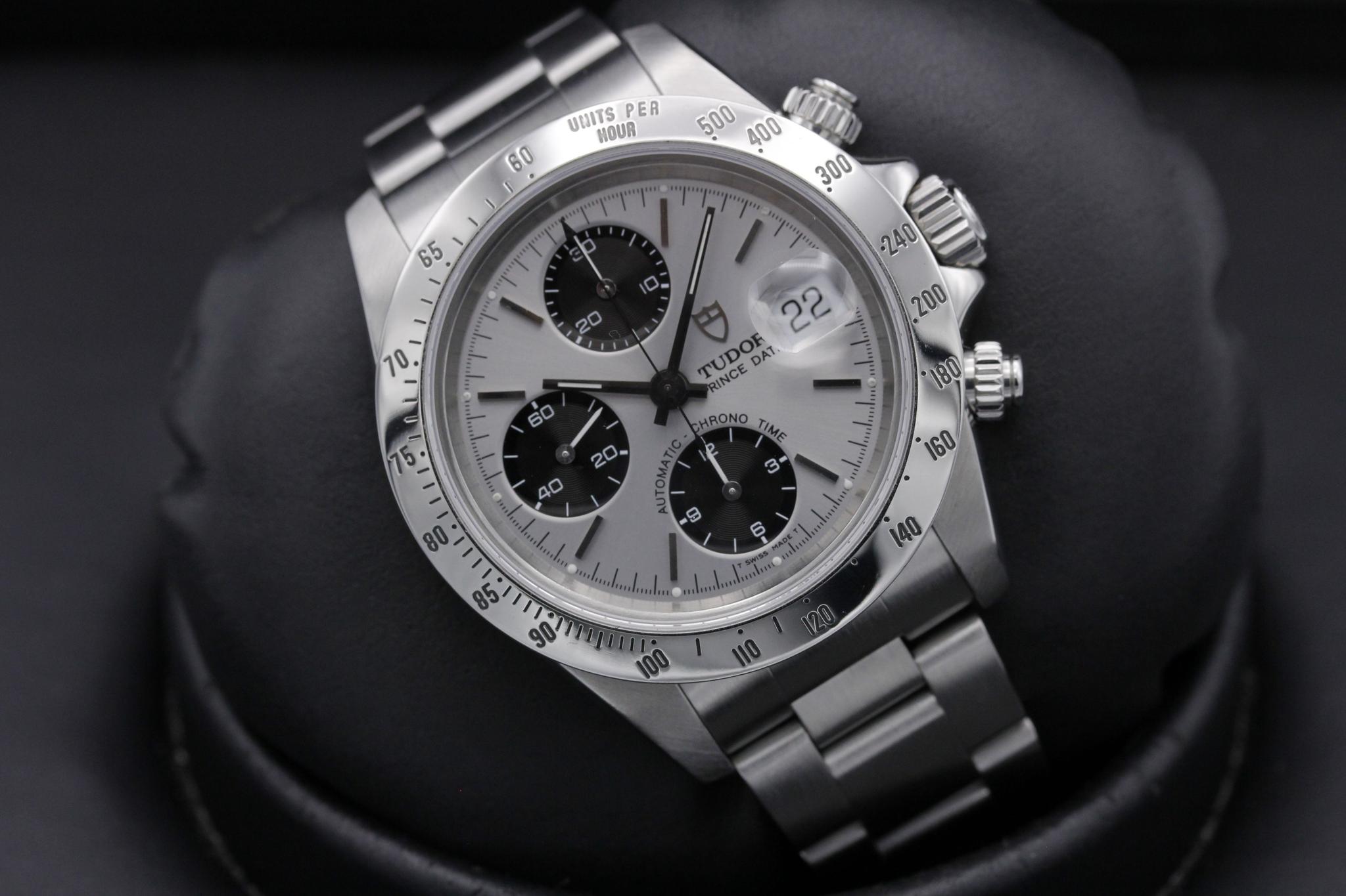 Watch Image 9