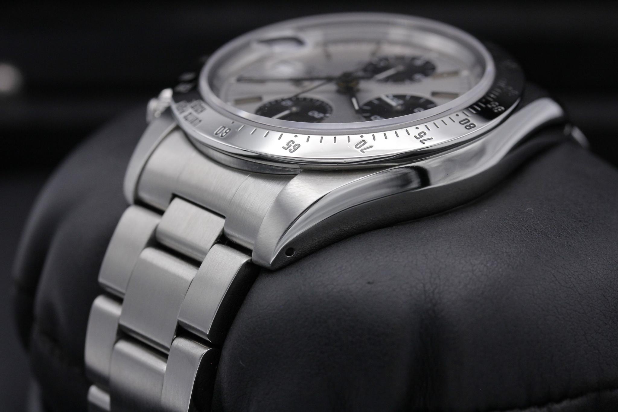 Watch Image 5
