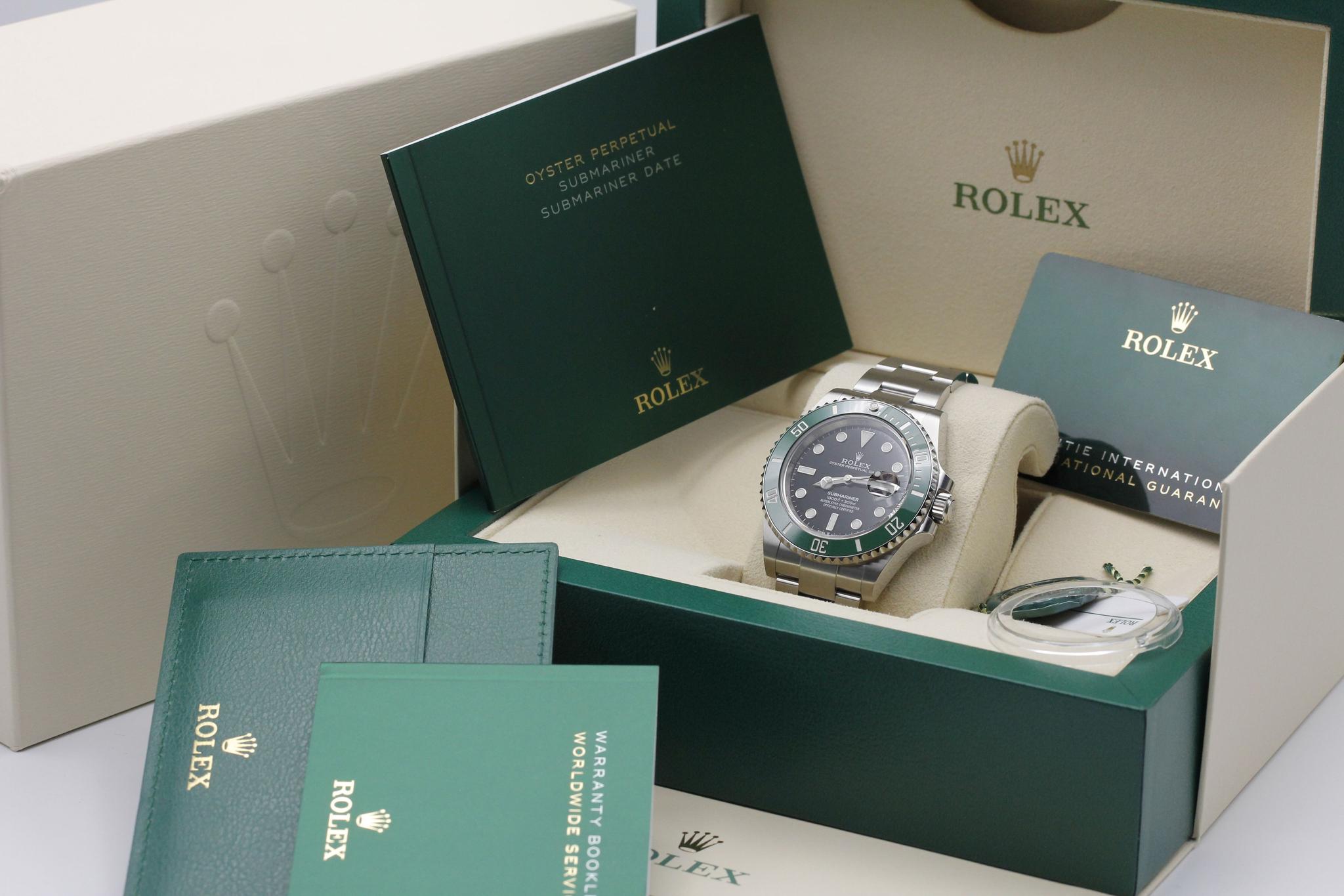 Watch Image 11