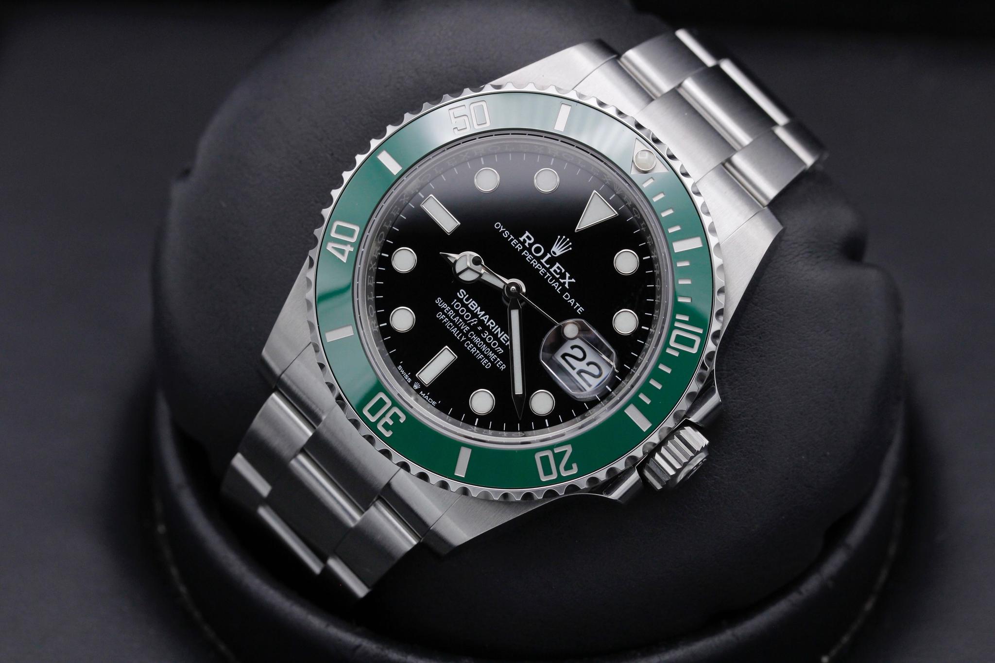 Watch Image 9