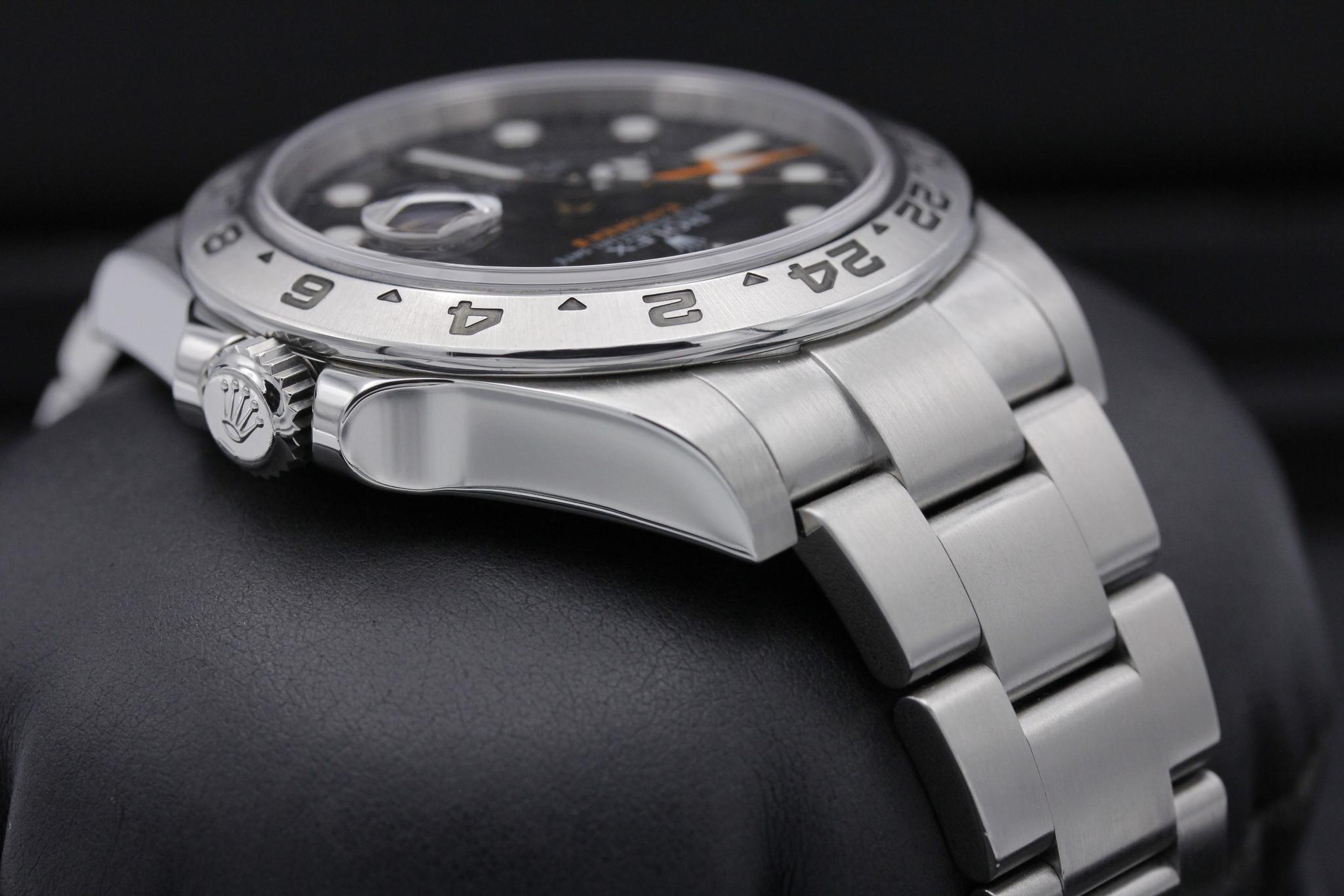 Watch Image 4