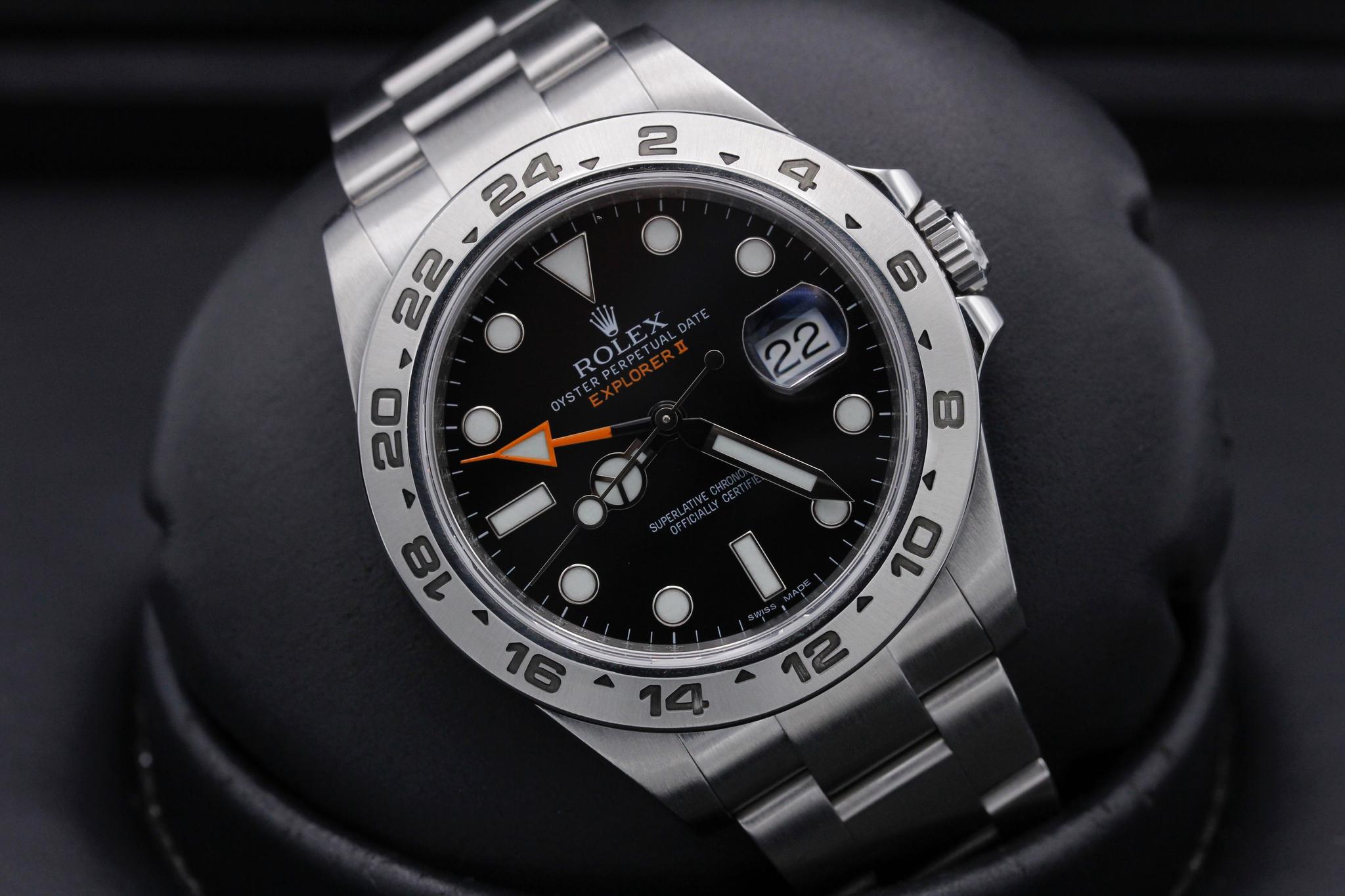 Watch Image 9