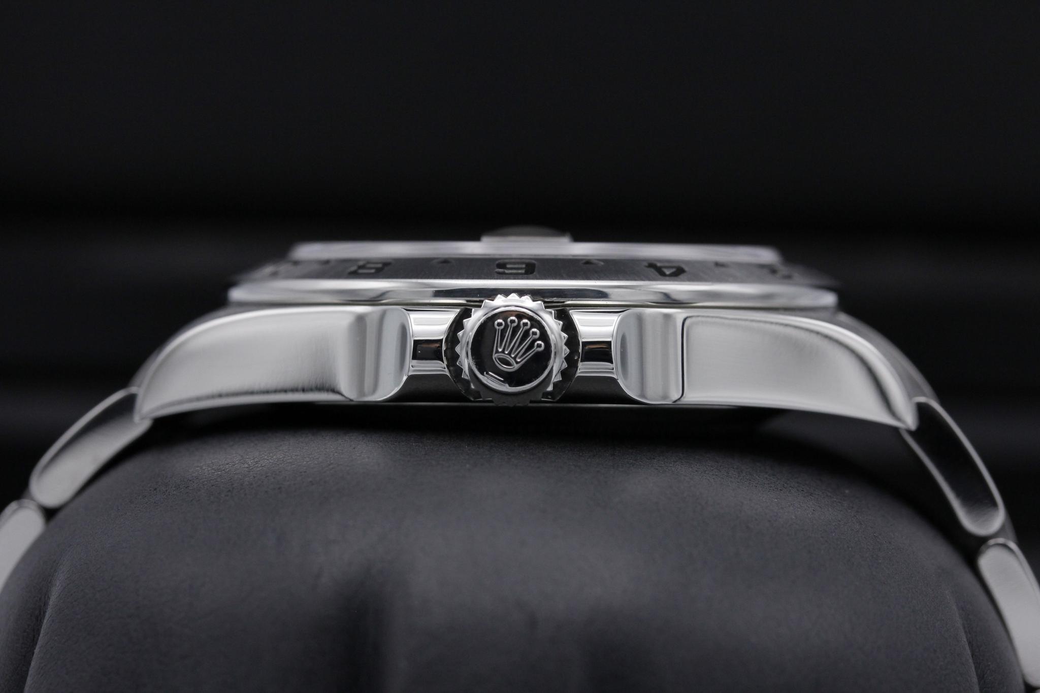 Watch Image 3