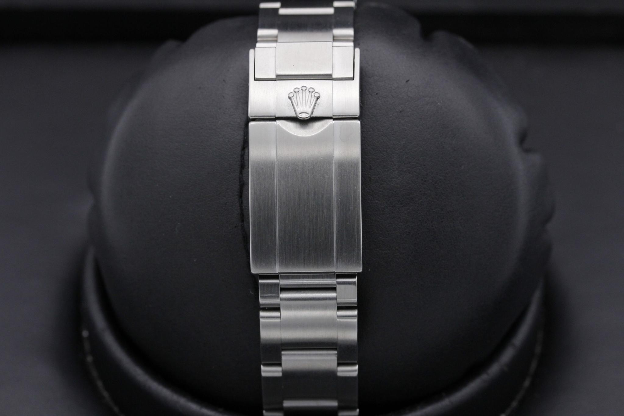 Watch Image 8