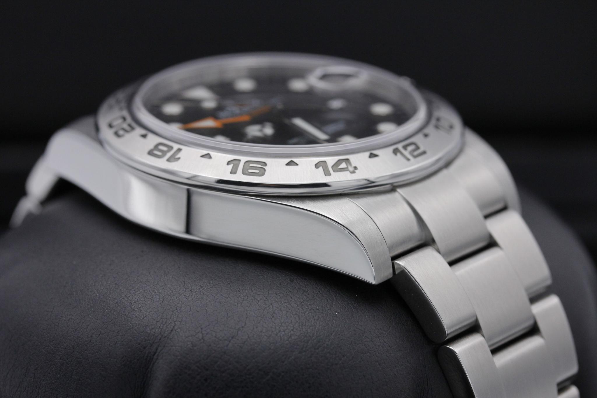 Watch Image 6