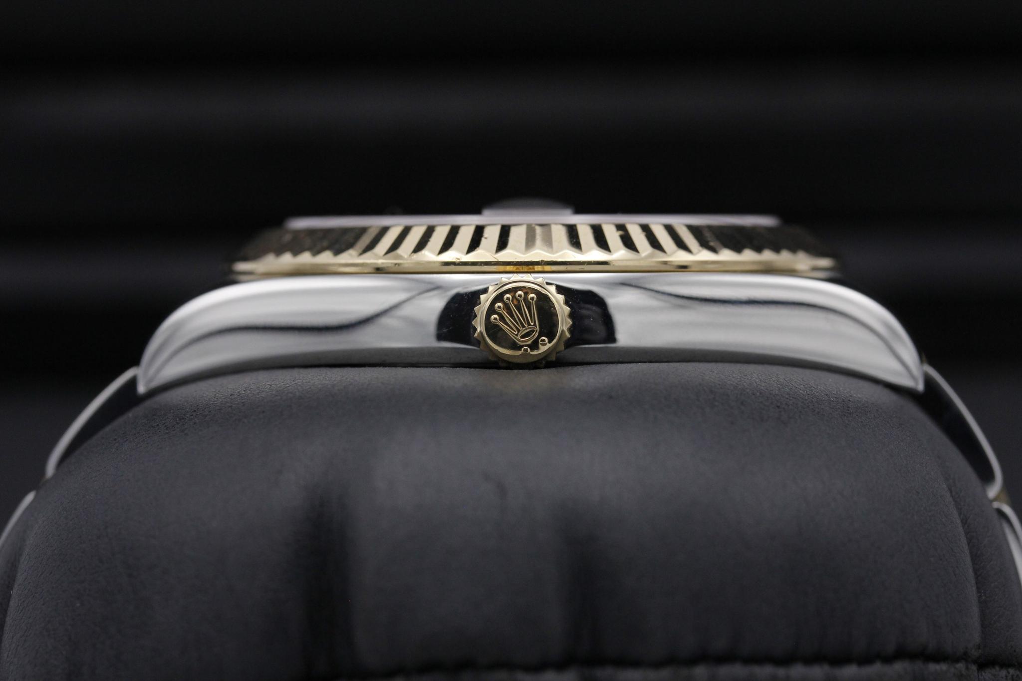 Watch Image 3
