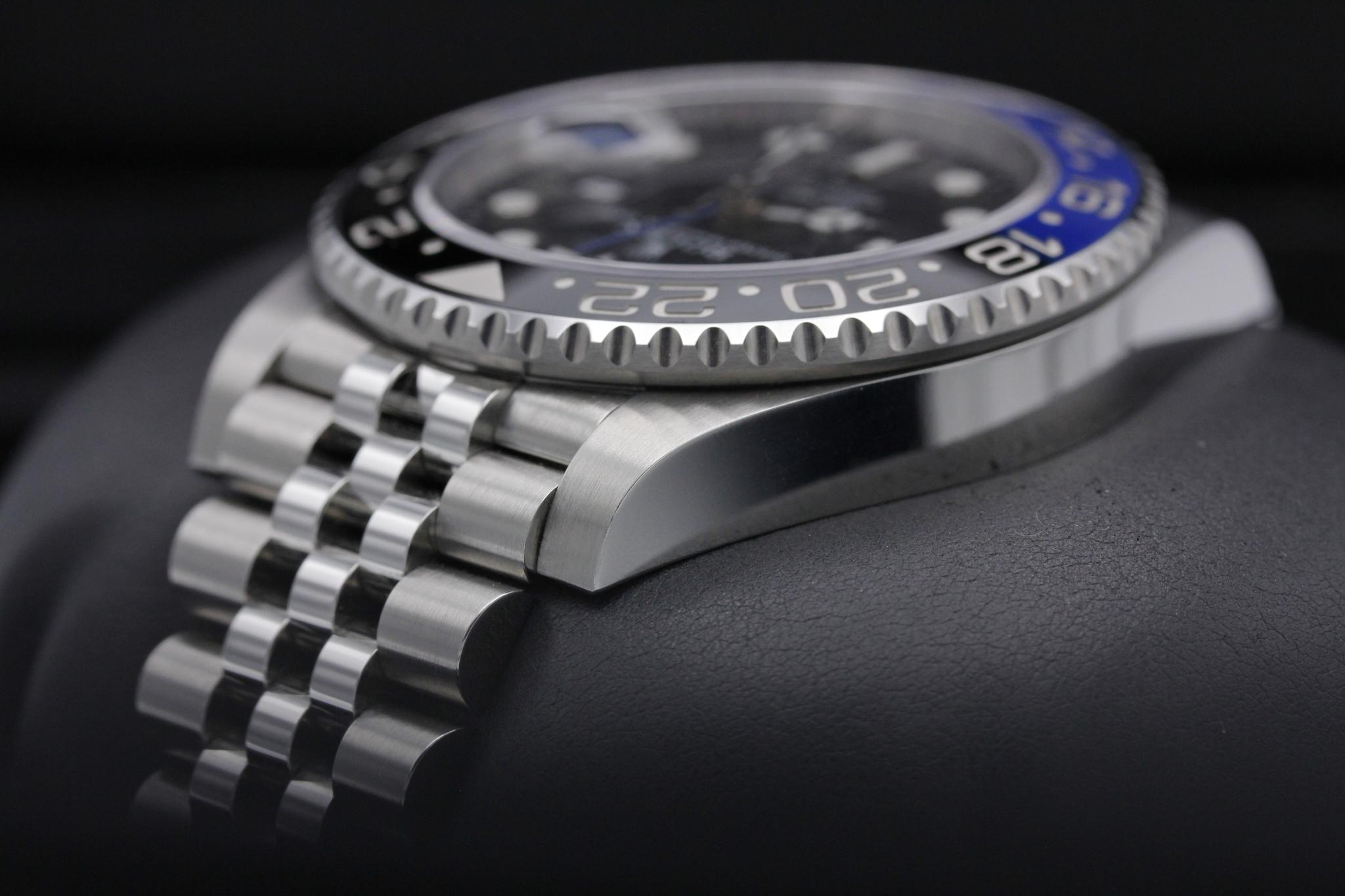 Watch Image 5