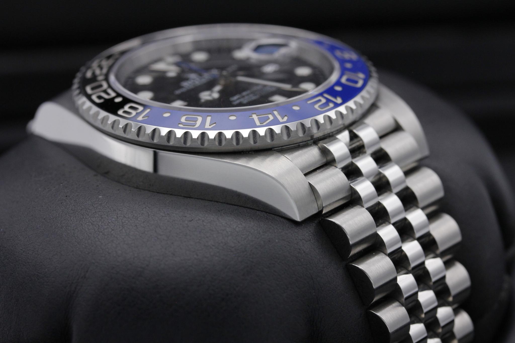 Watch Image 6