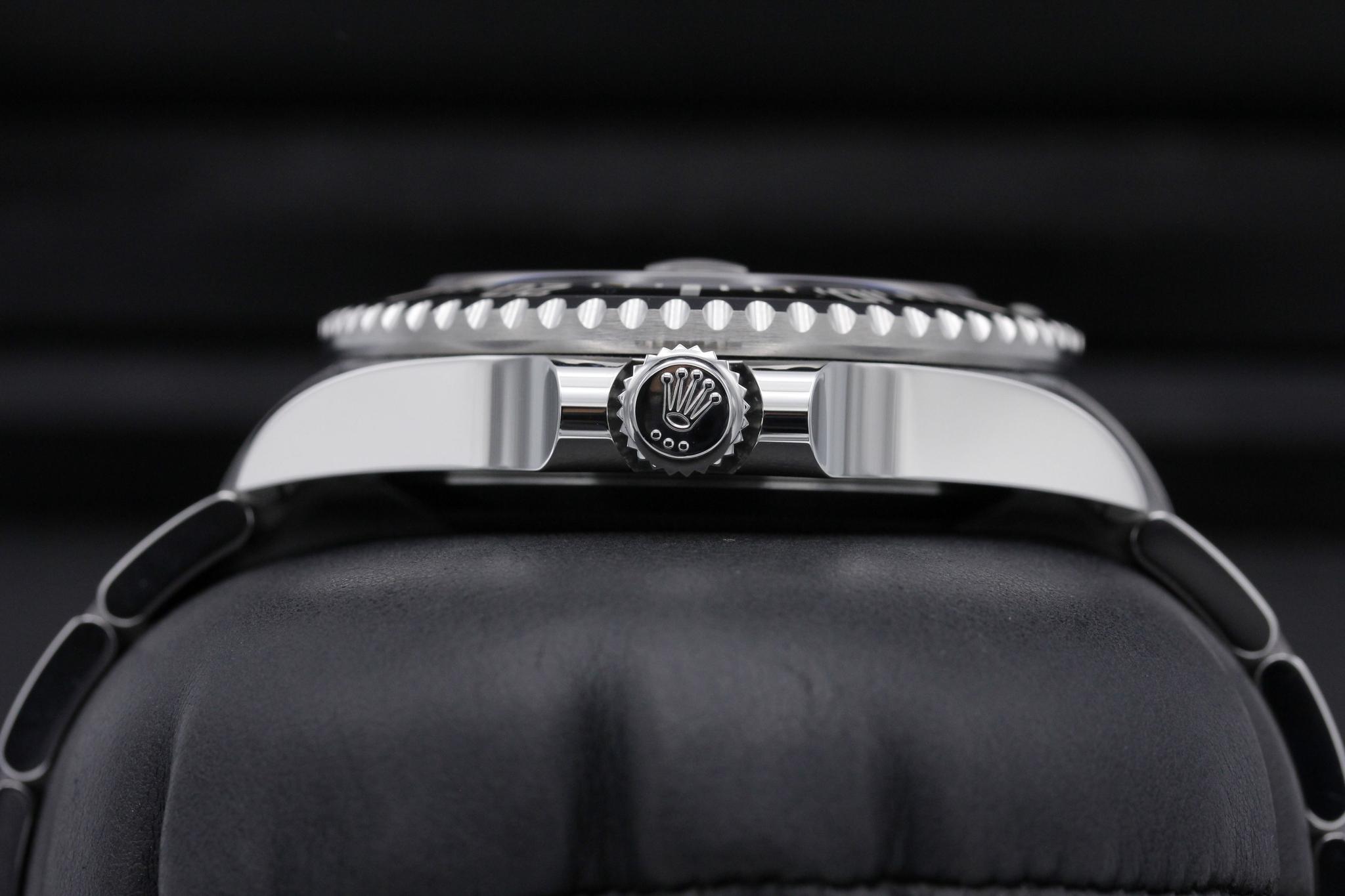 Watch Image 3