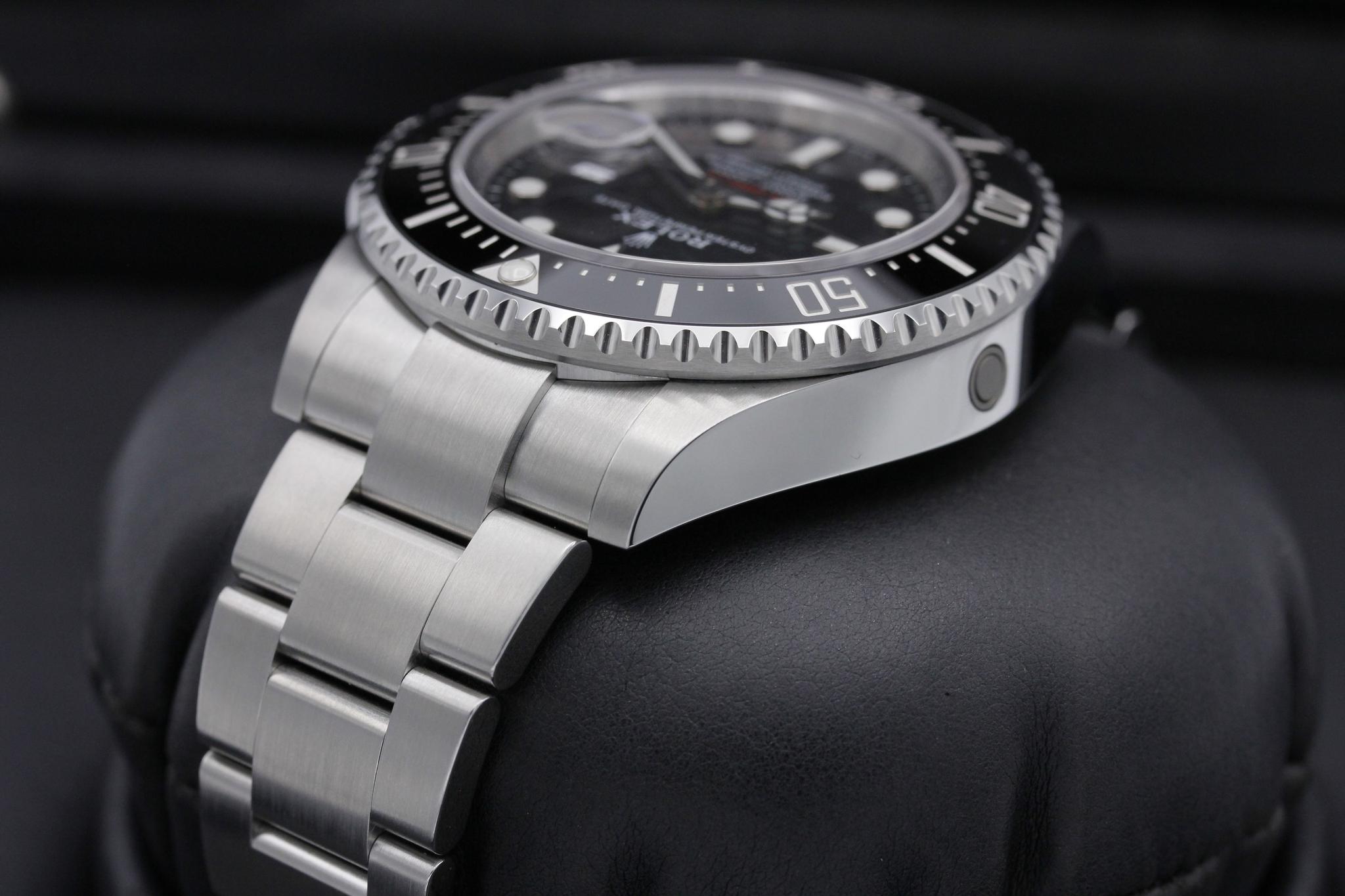 Watch Image 5