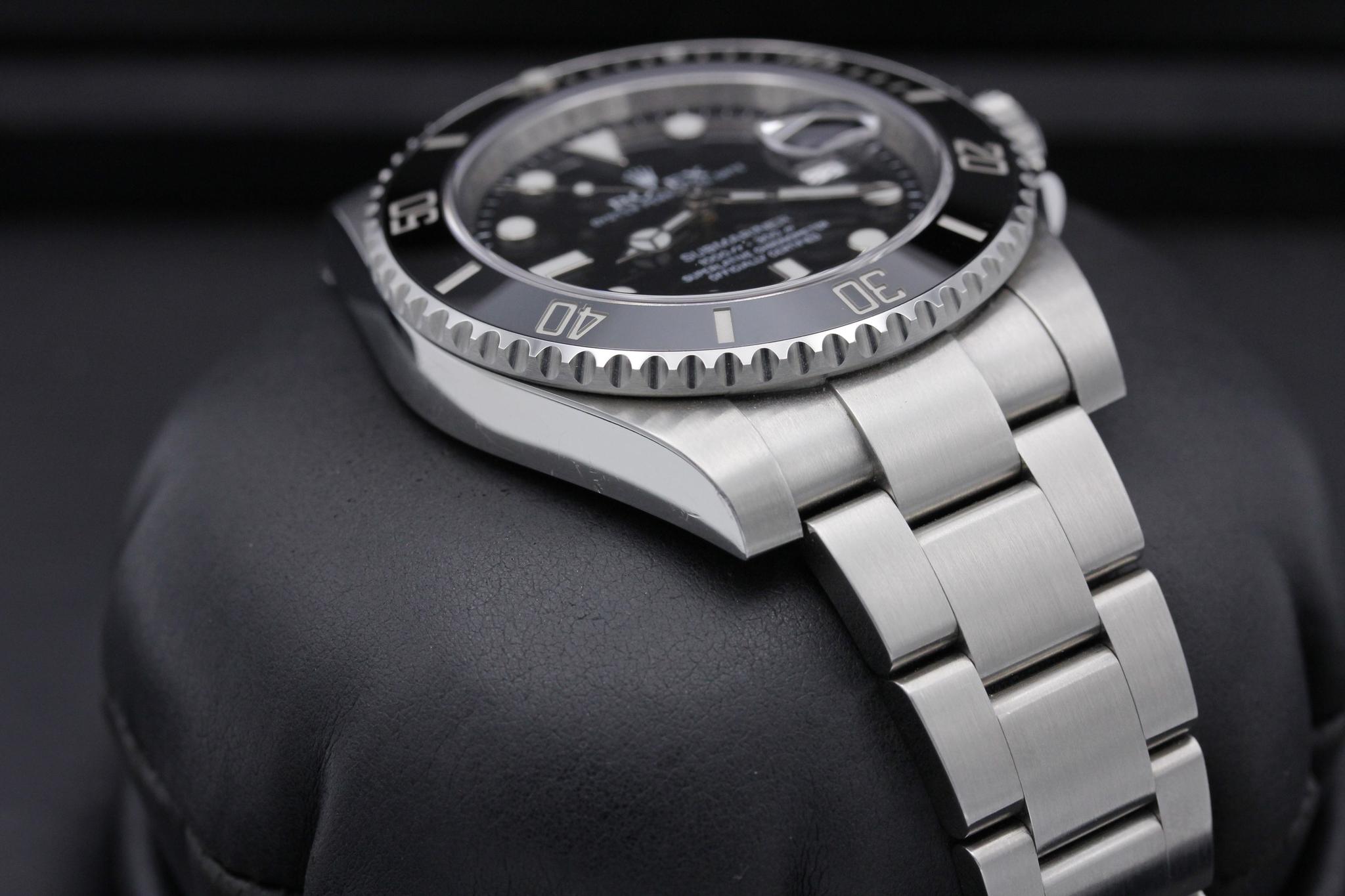Watch Image 6