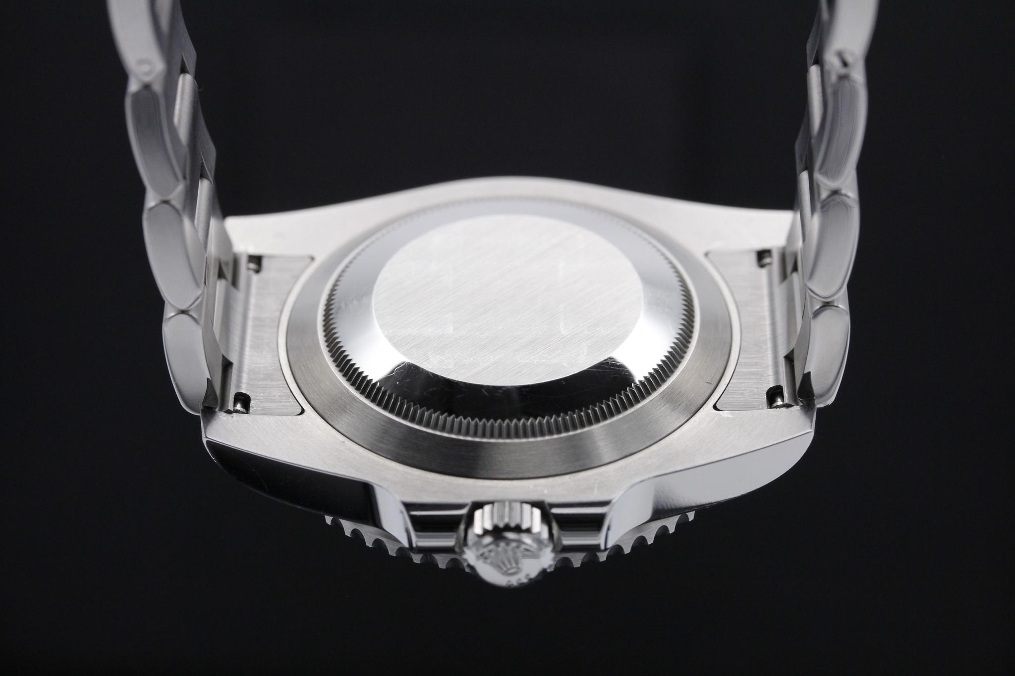 Watch Image 7