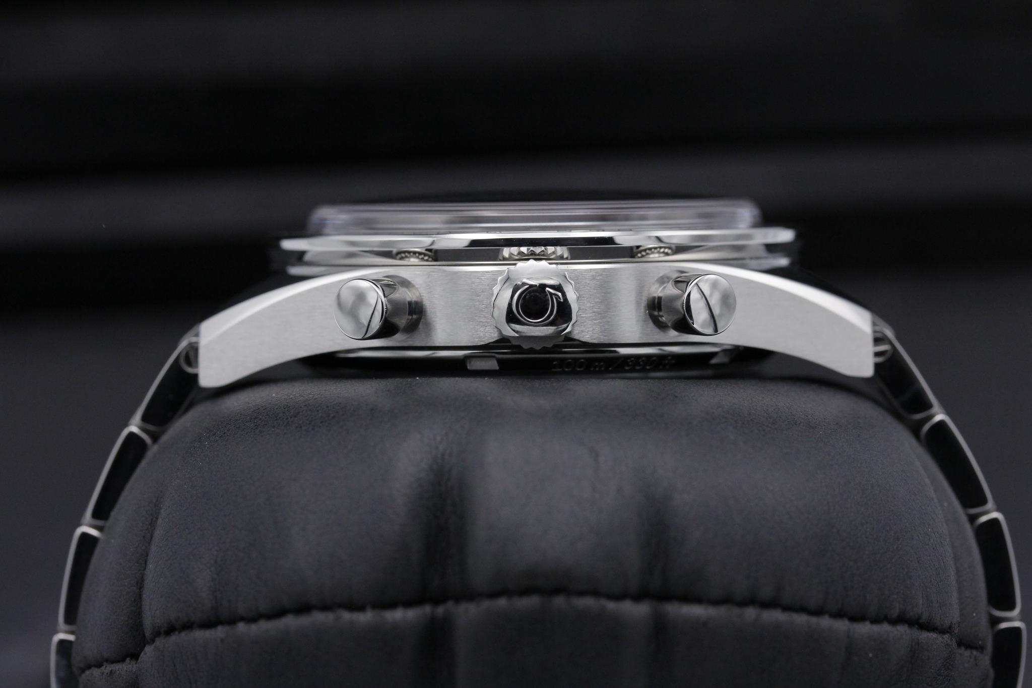 Watch Image 3