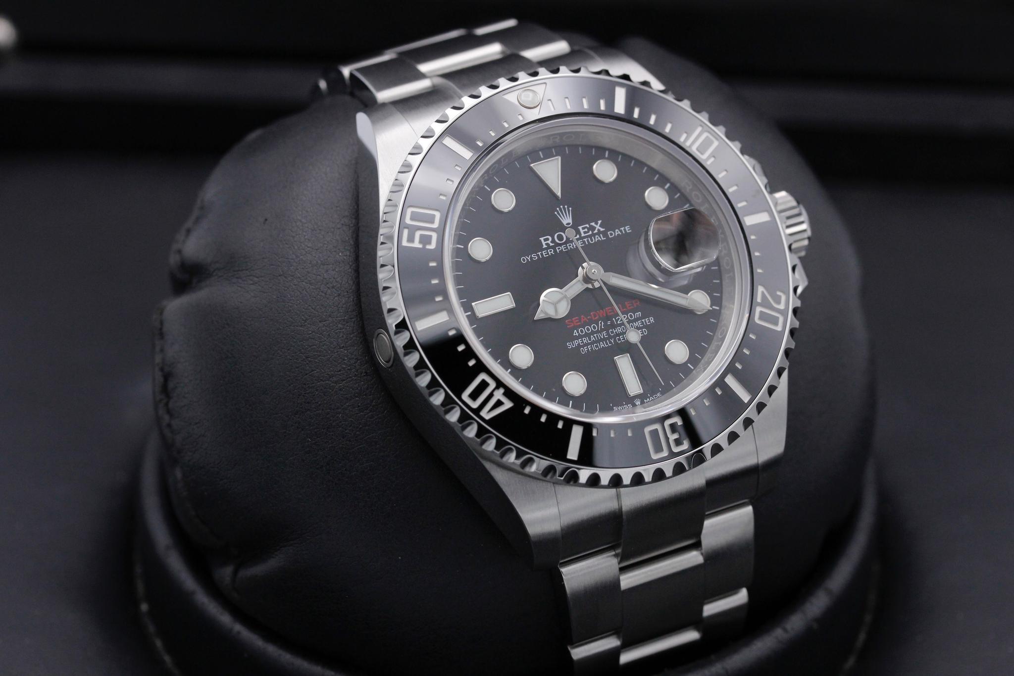 Watch Image 10