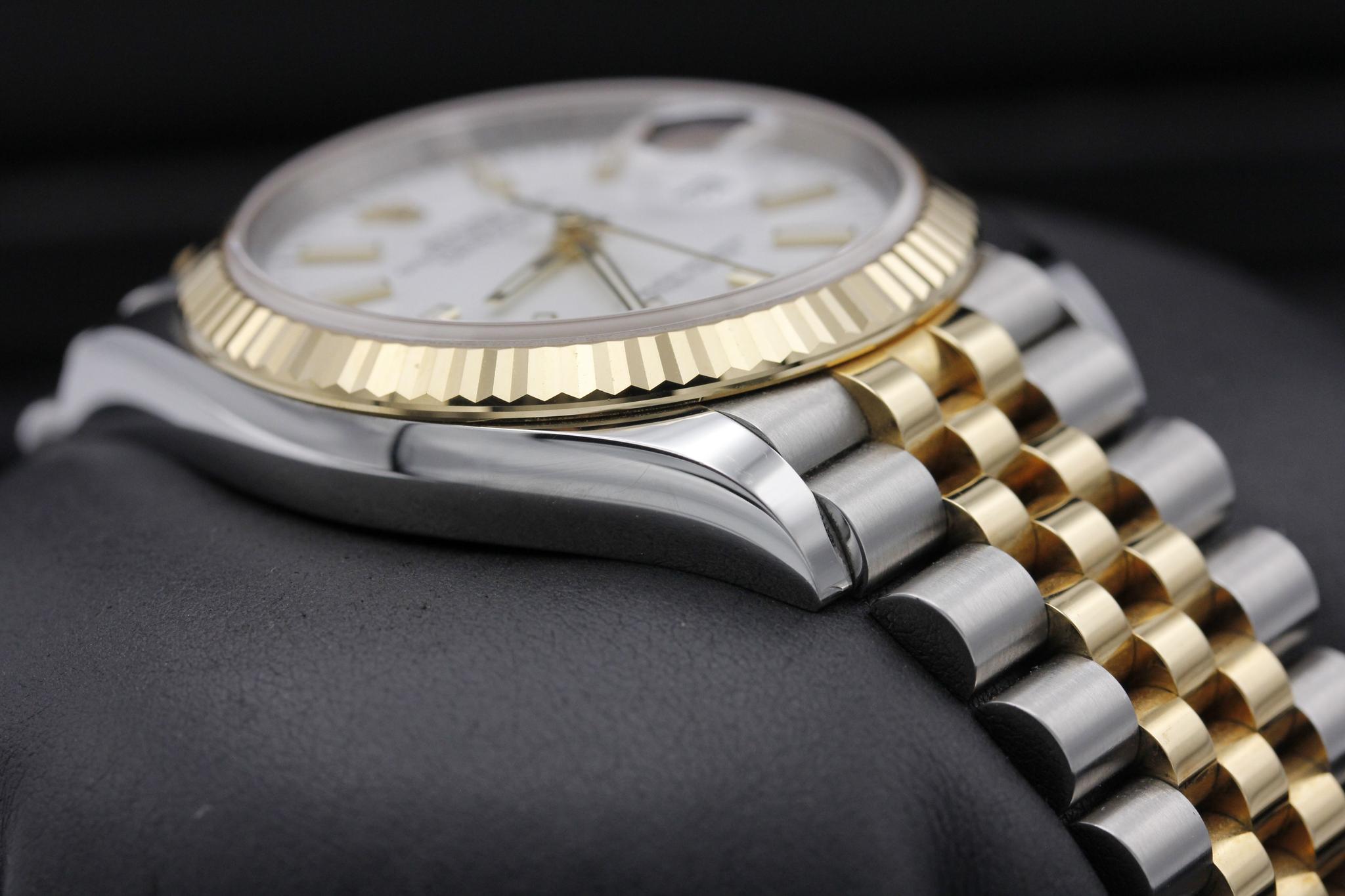 Watch Image 6