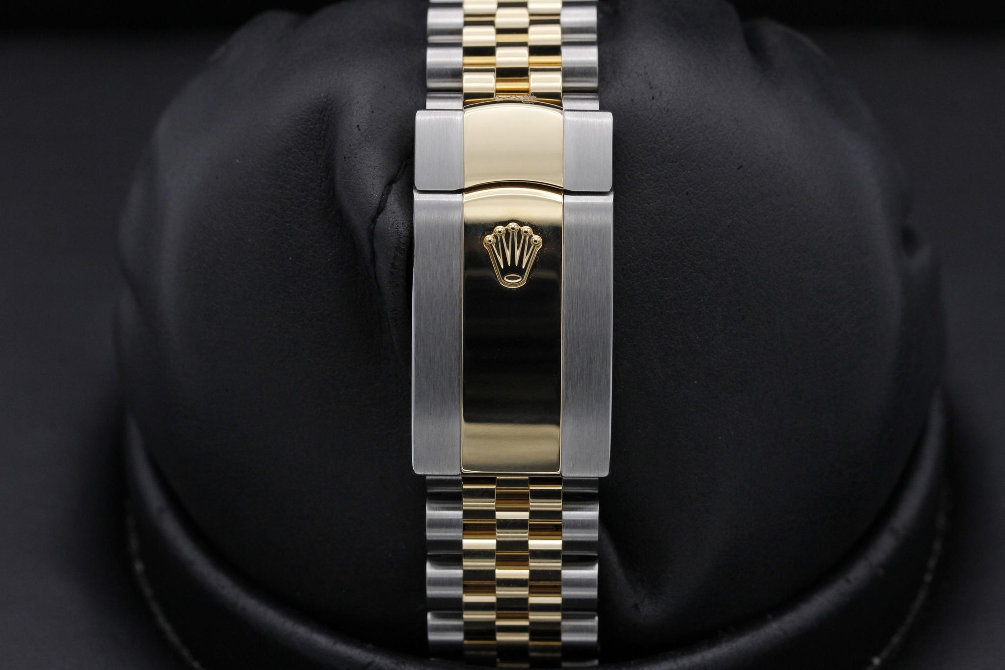 Watch Image 8