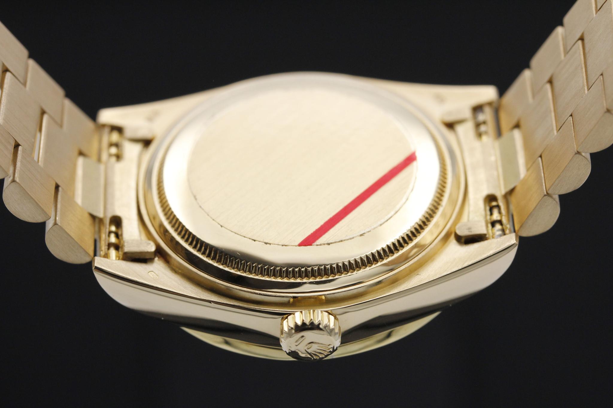 Watch Image 7