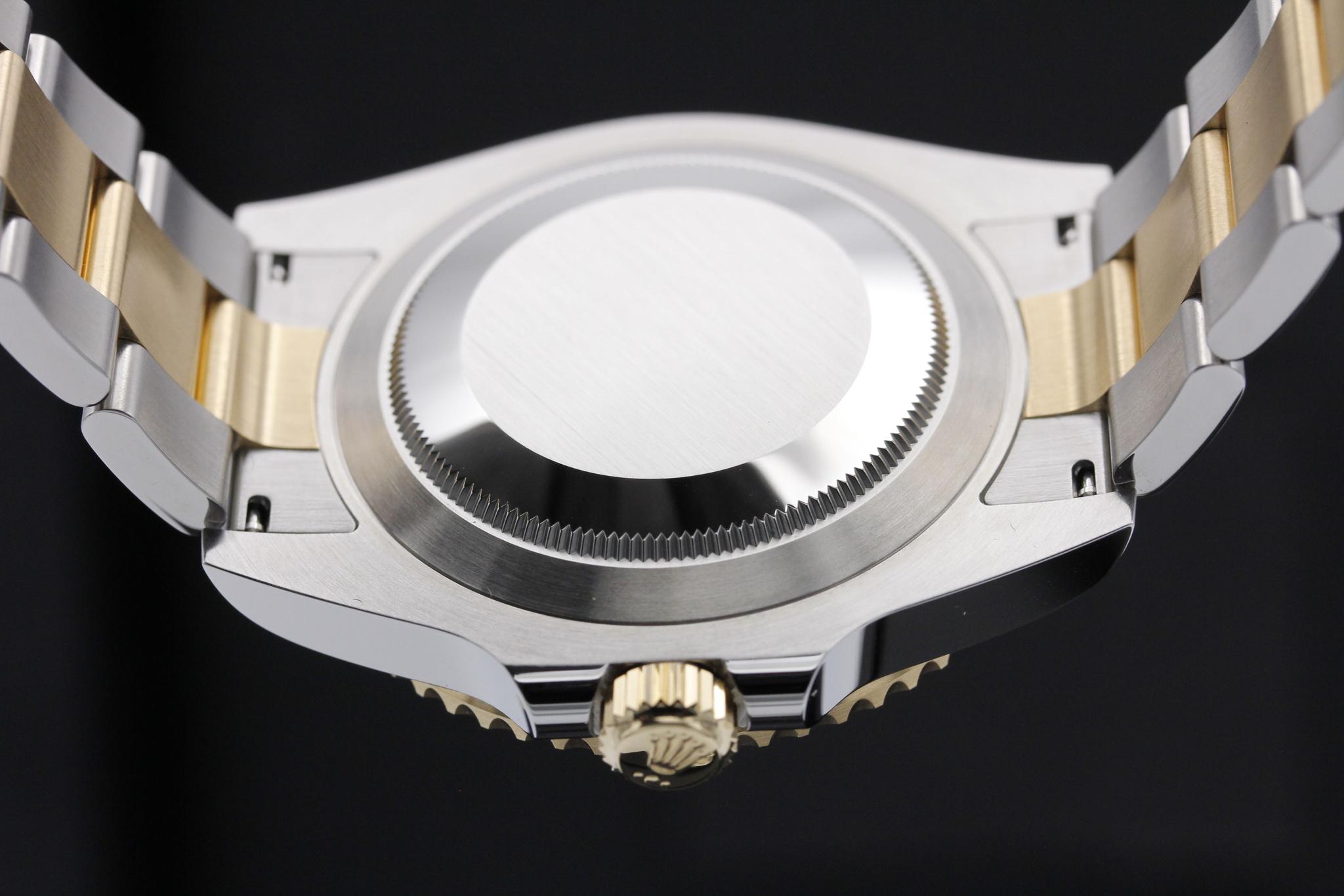 Watch Image 7