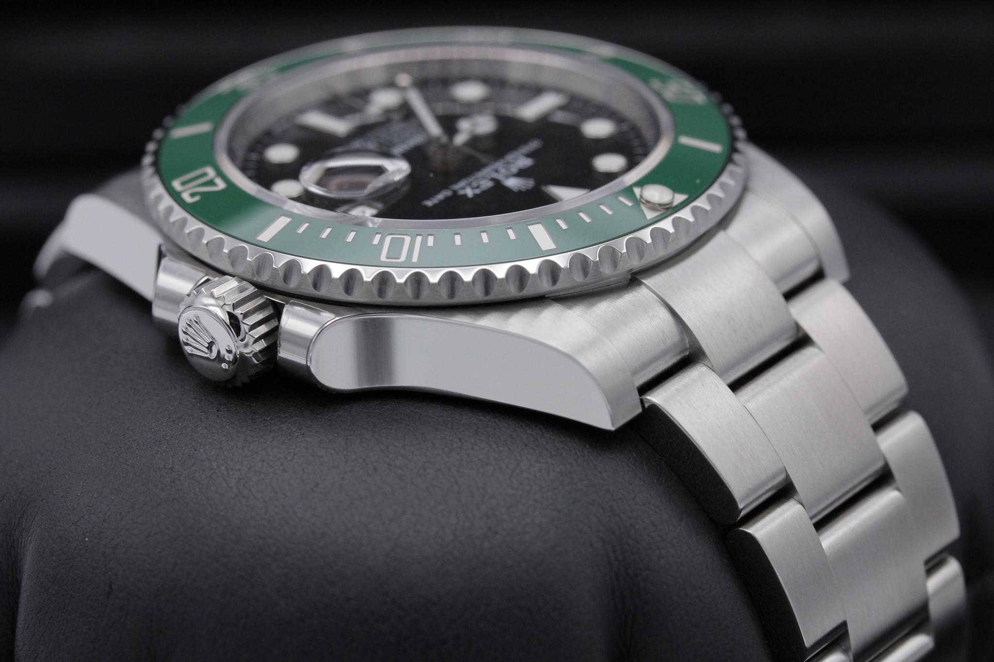 Watch Image 4