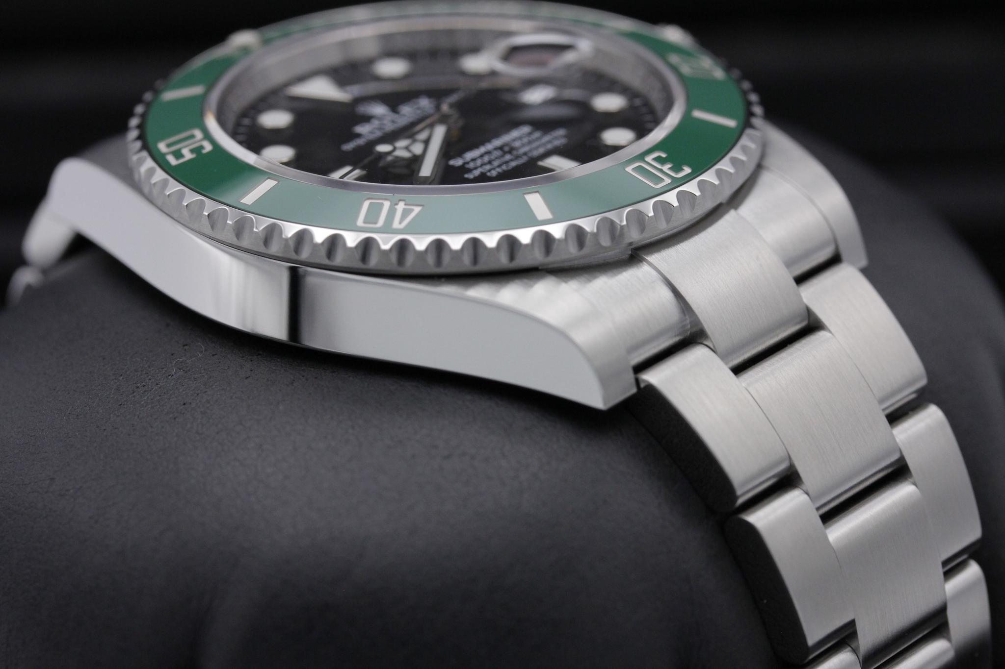 Watch Image 6