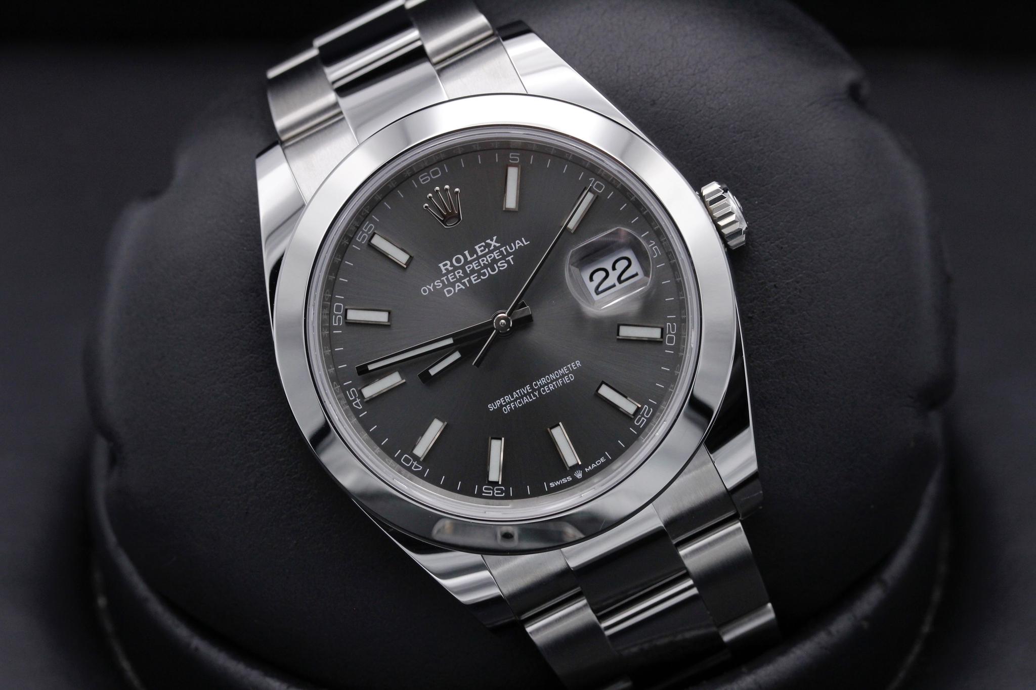 Watch Image 9