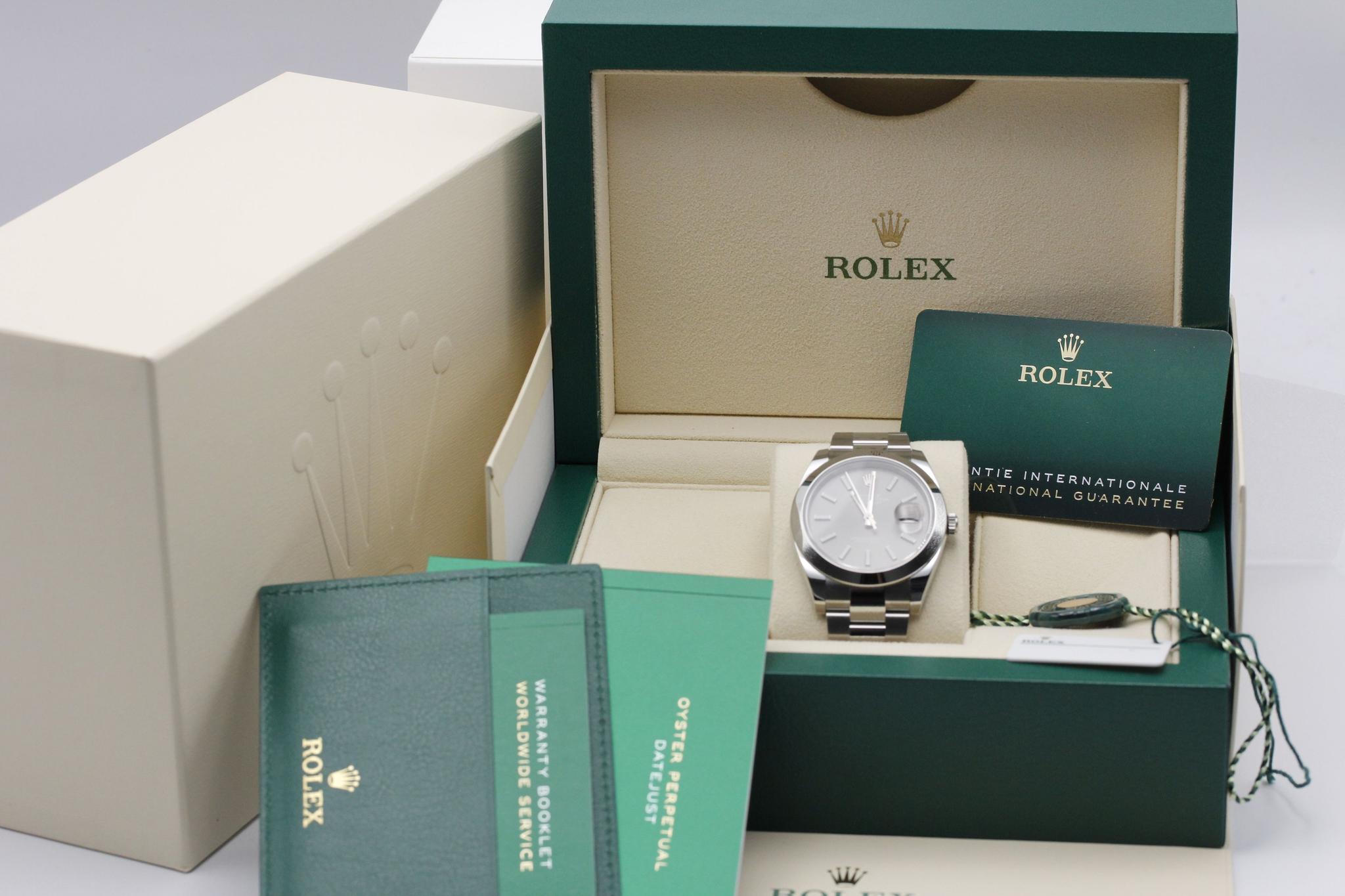 Watch Image 11