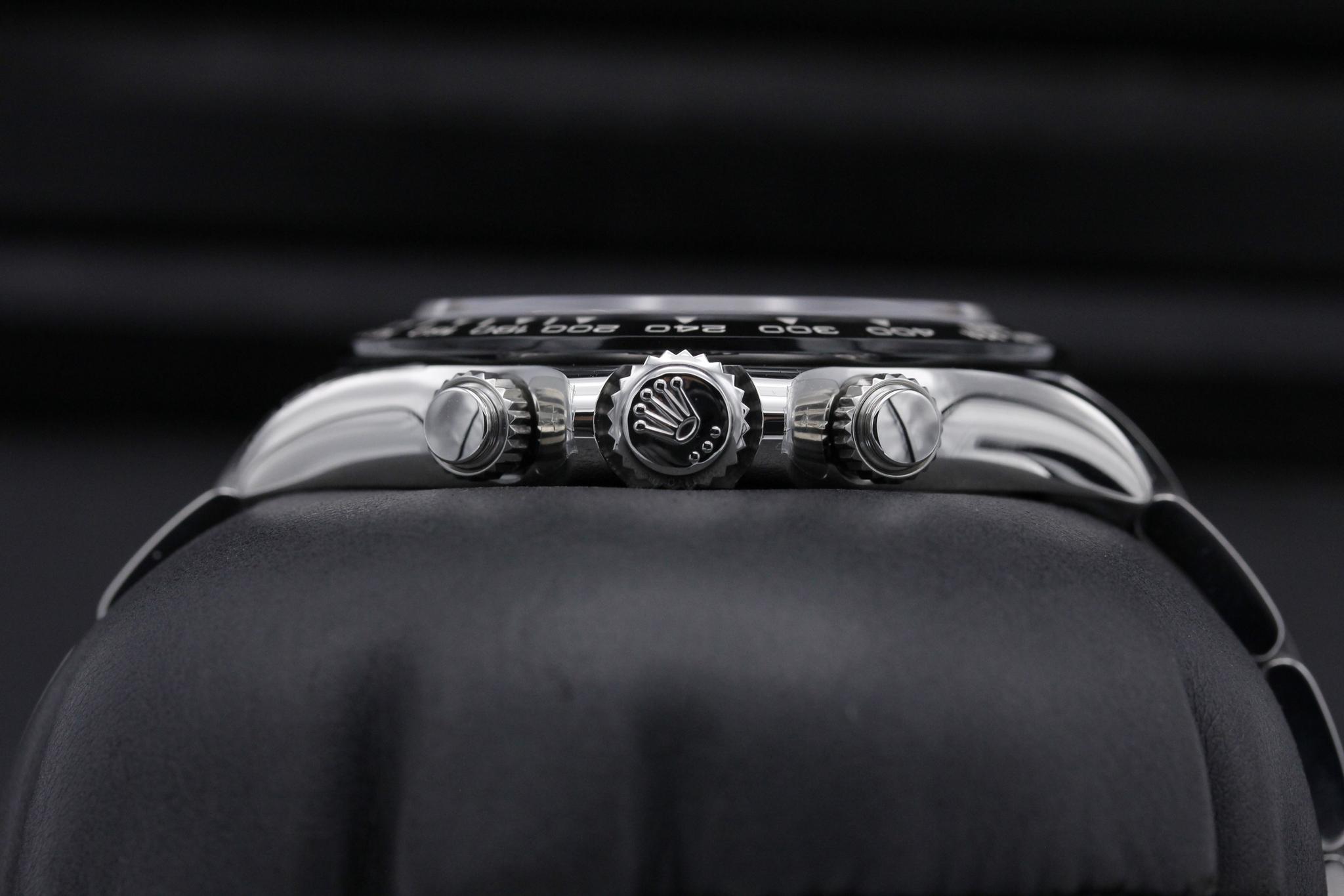 Watch Image 3