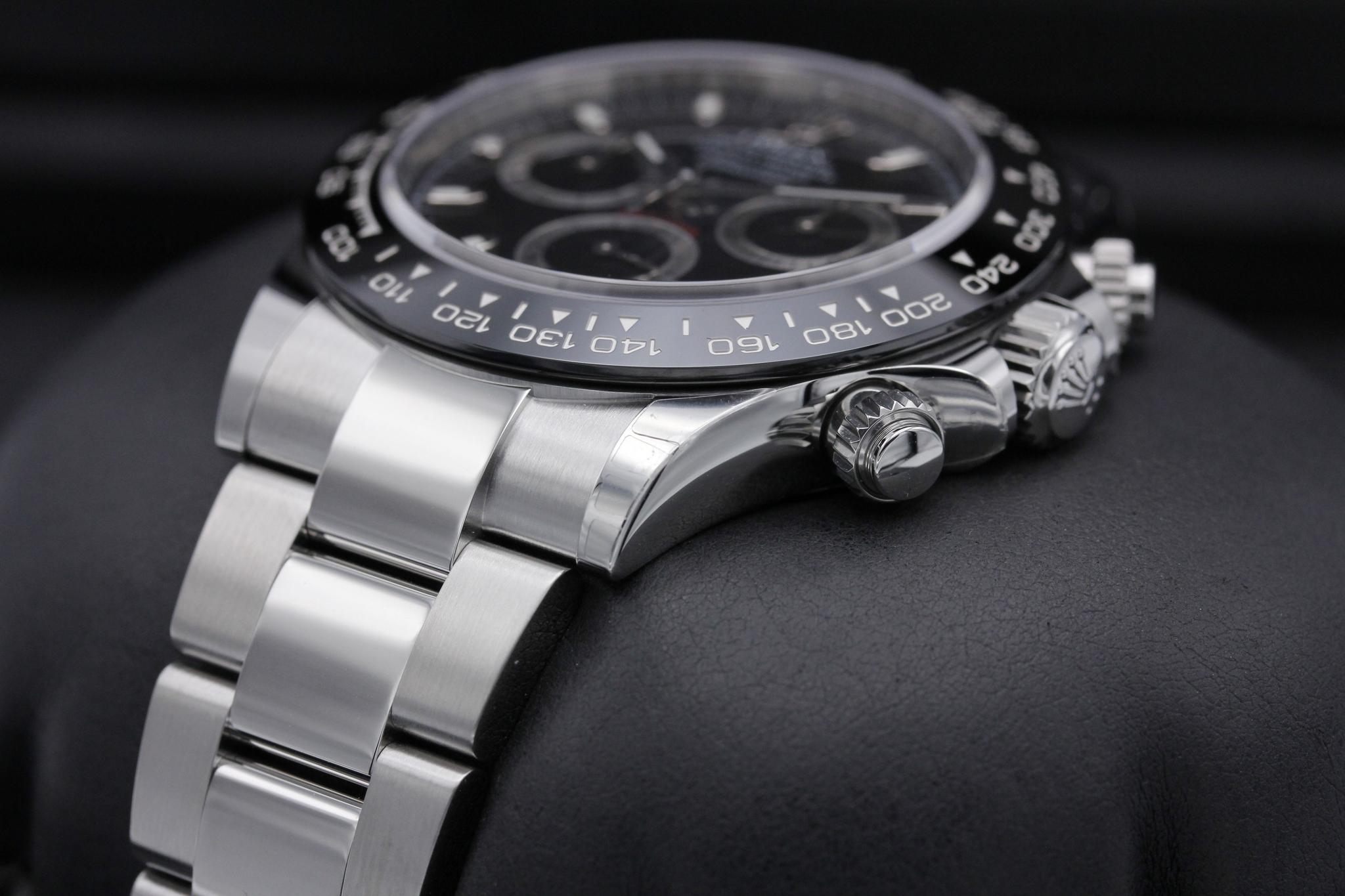 Watch Image 2