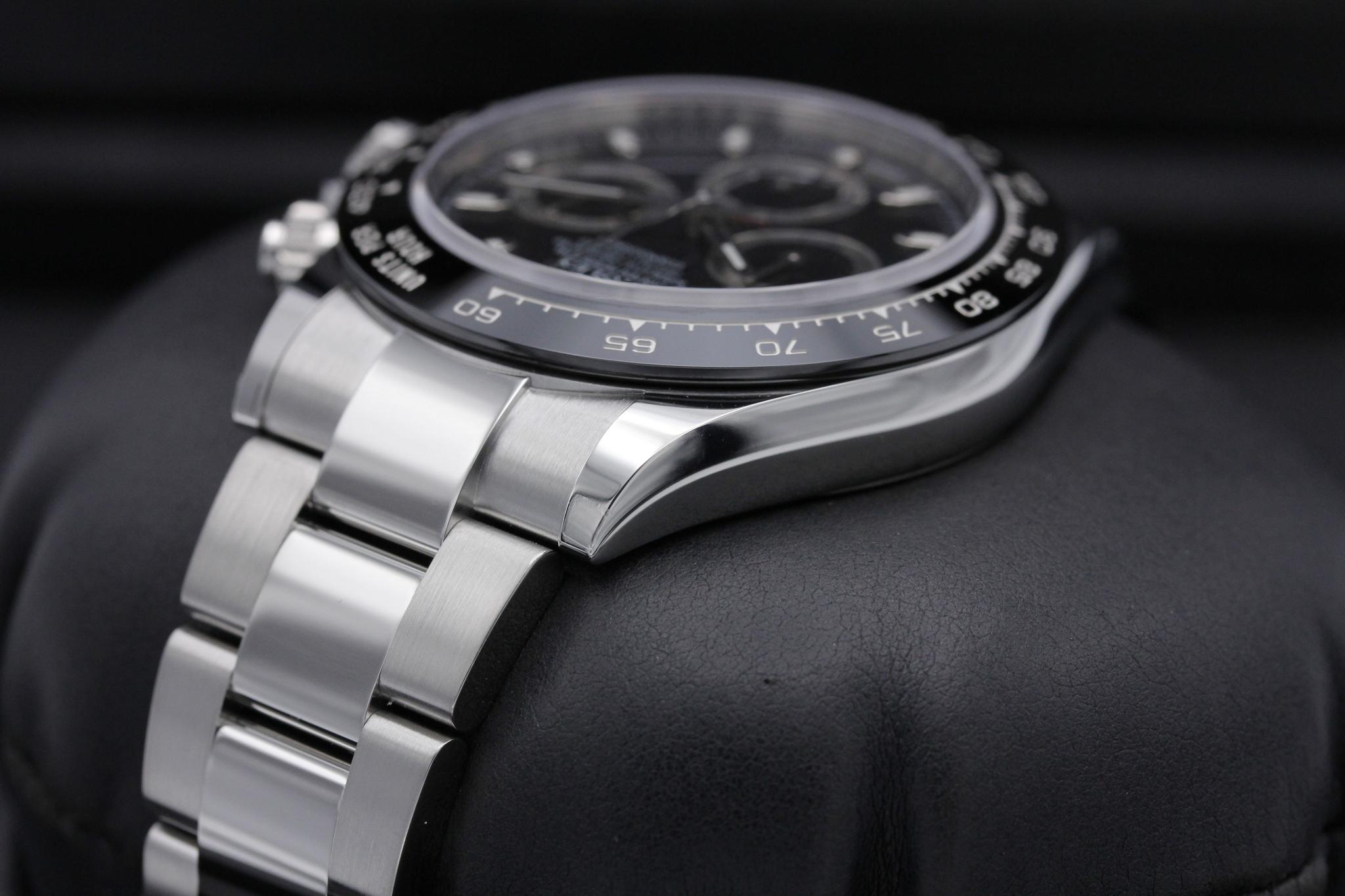 Watch Image 7